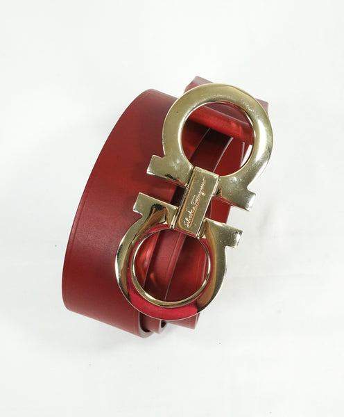 SALVATORE FERRAGAMO - Red & Gold Oversized Leather Gancini Belt - 42W –  Luxe Hanger