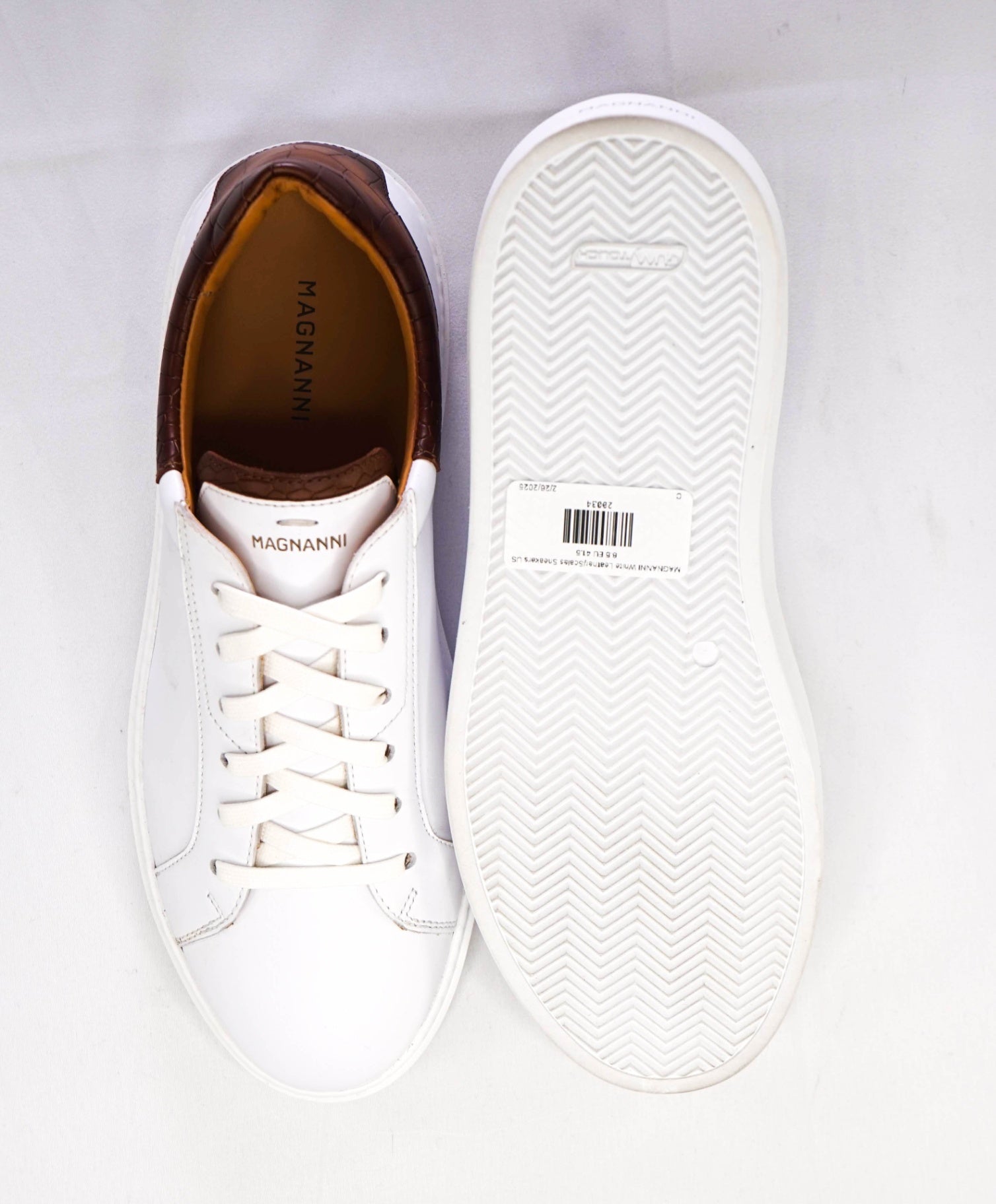 MAGNANNI White Leather Sneakers US 8.5 EU 41.5