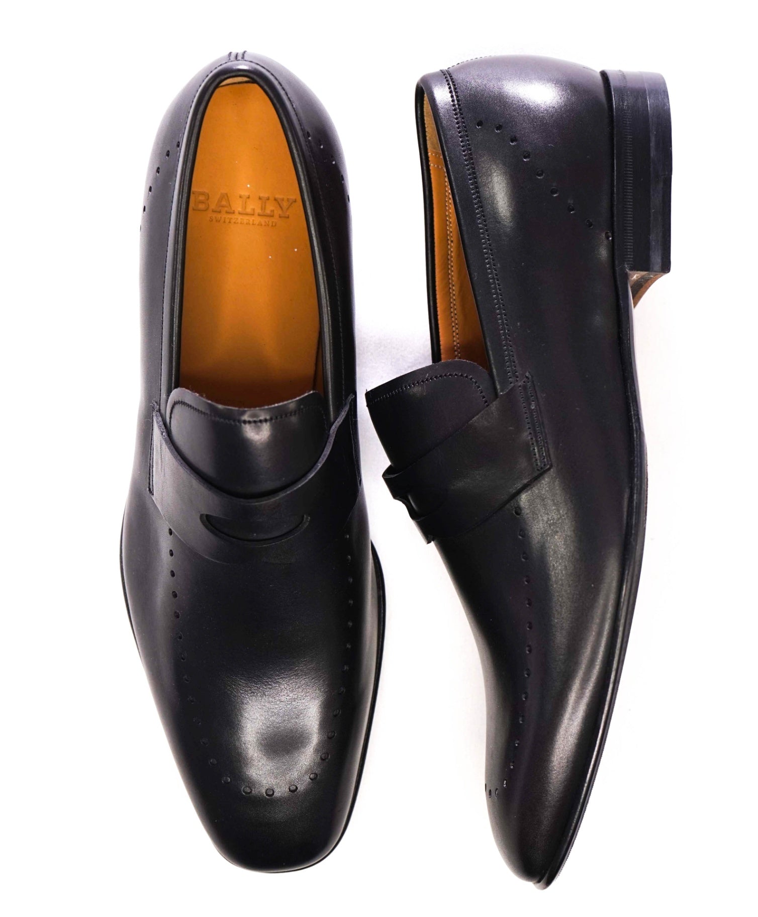 $800 Bally Solid Black WHOLECUT Penny Loafers Leather Footwear 9 D