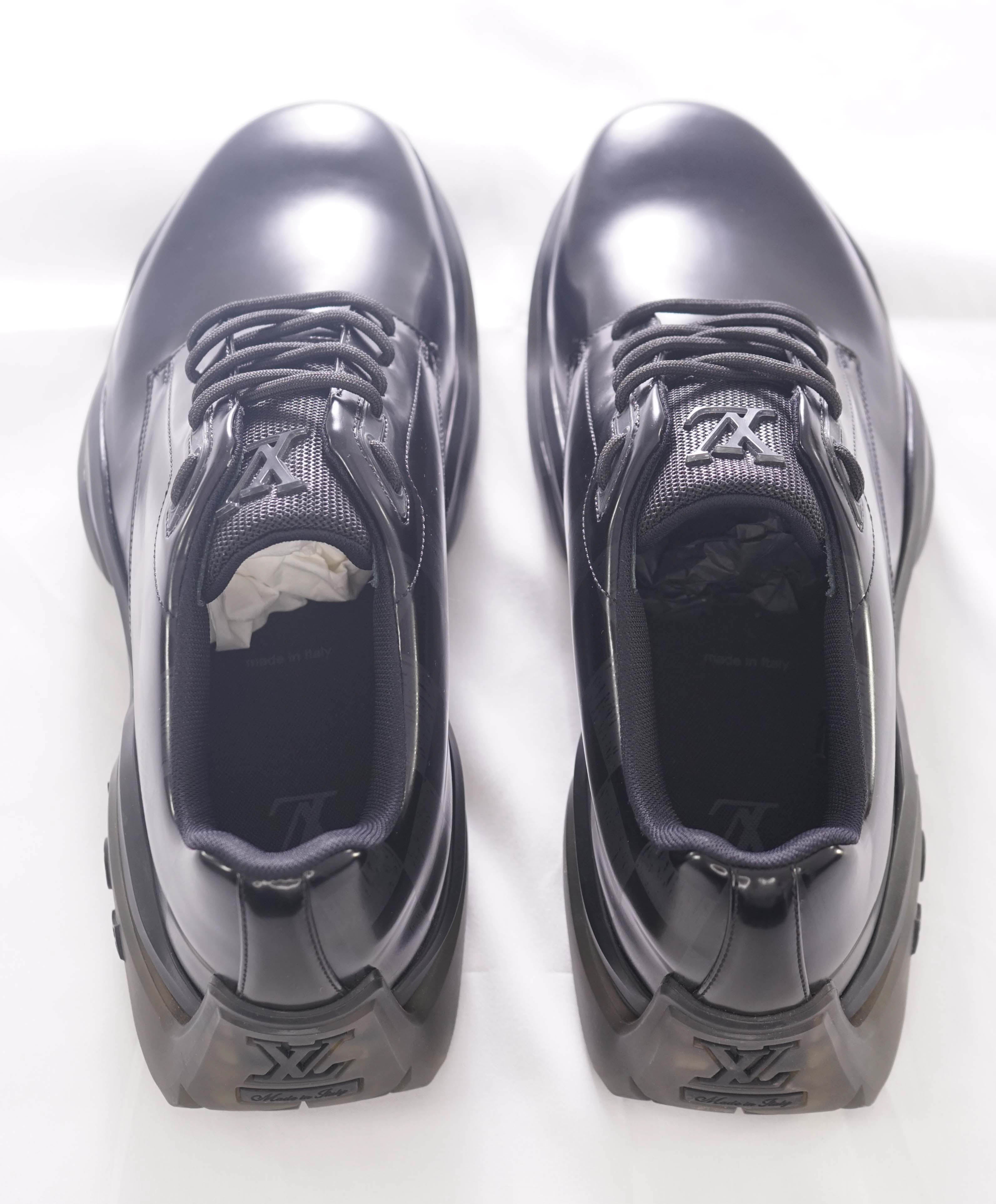 $1,540 LOUIS VUITTON - Black *LV* Logo Derby Oxfords Lug Sole Sneaker - 10 US (9 LV)