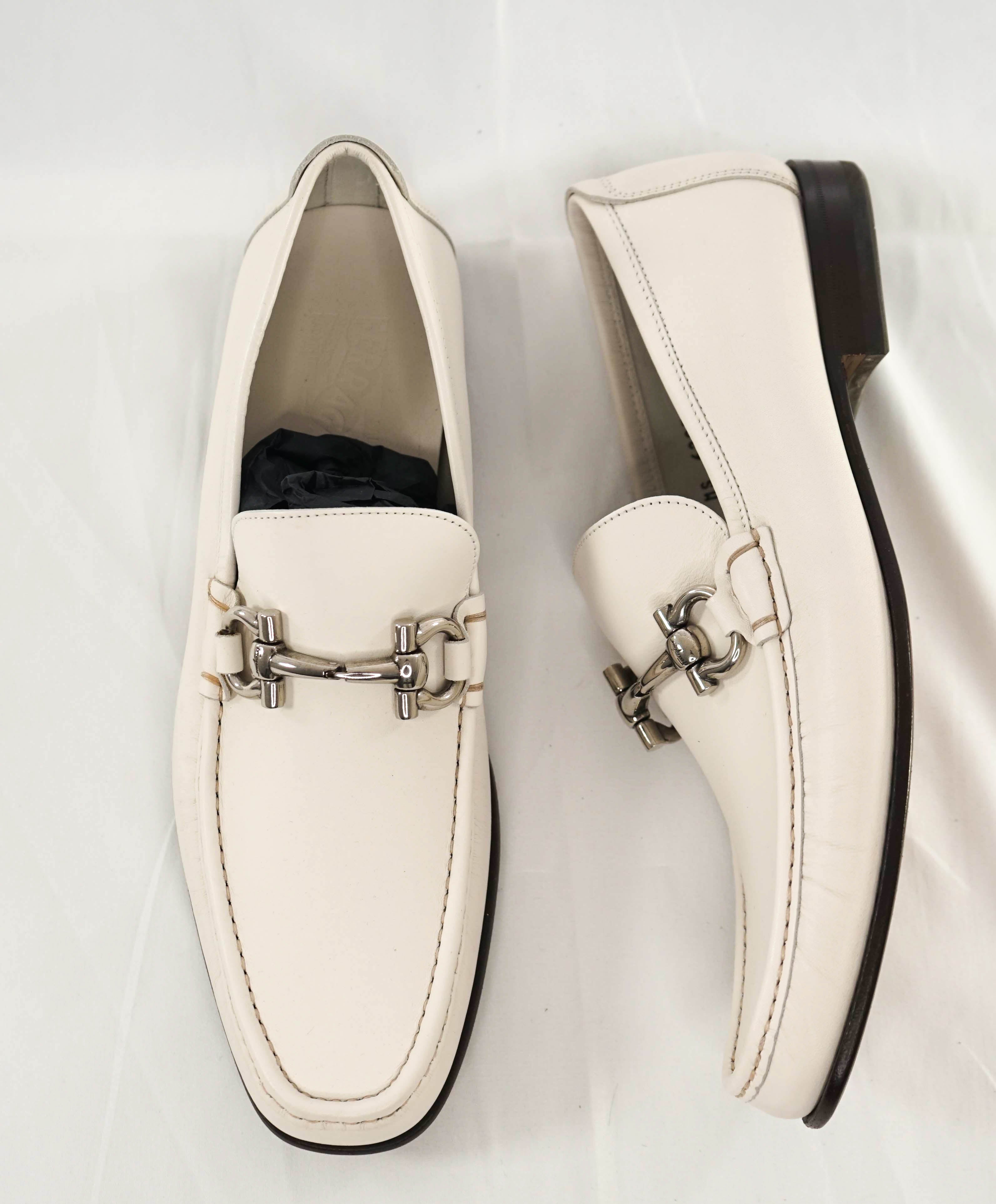 $700 SALVATORE FERRAGAMO - "GIORDANO" Ivory/White Leather Loafer- 10 D