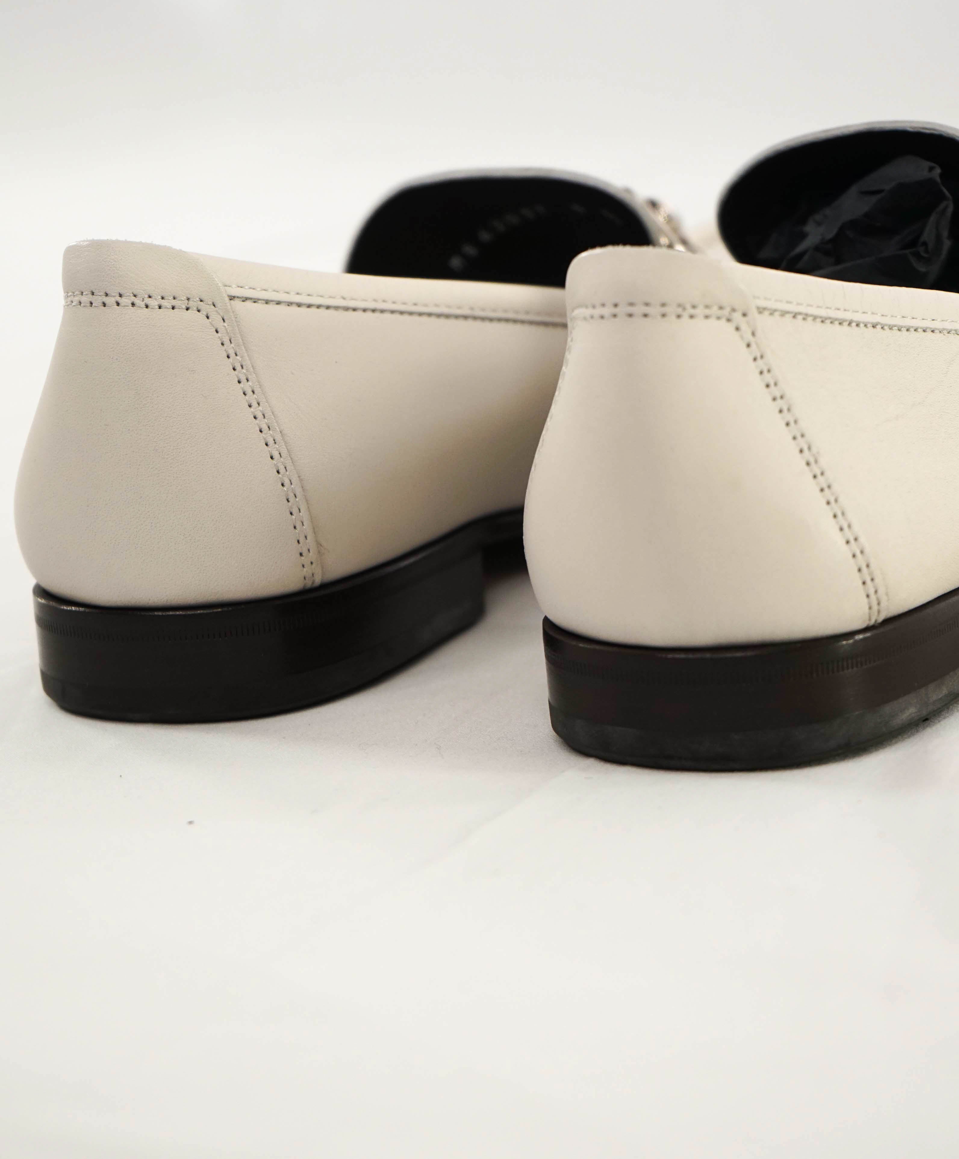 $700 SALVATORE FERRAGAMO - "GIORDANO" Ivory/White Leather Loafer- 10 D