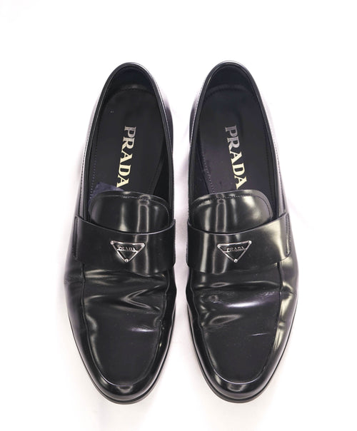 $950 PRADA - Black Patent Leather LOGO Loafers - 10 US (9 Prada)