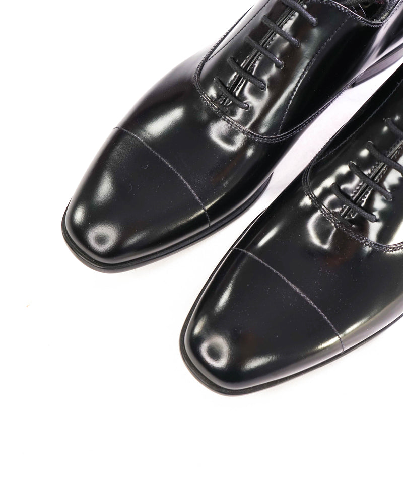 $980 PRADA - Leather Cap Toe Spazzolato Oxfords W Logo Inset Heel - 7US