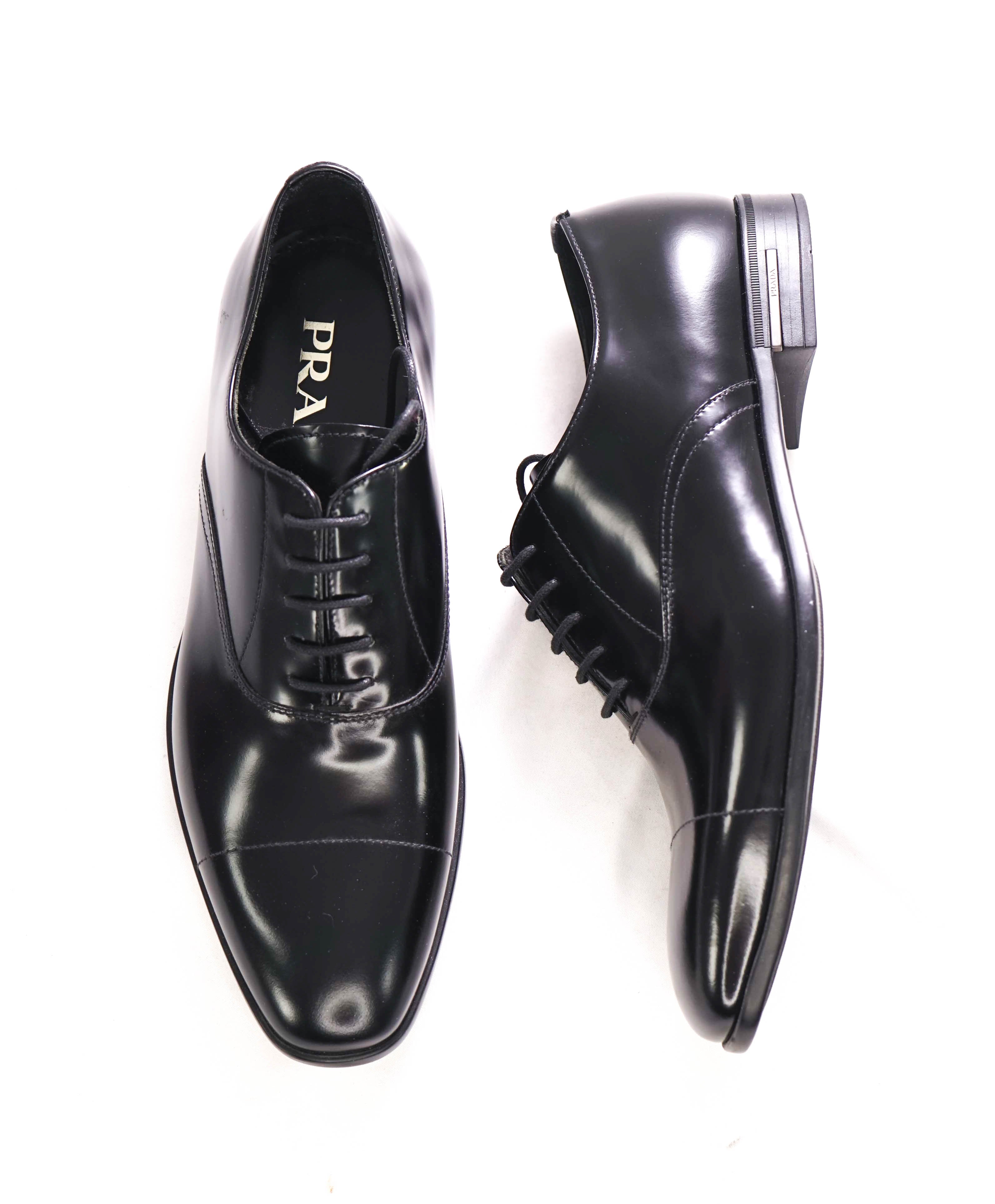 $980 PRADA - Leather Cap Toe Spazzolato Oxfords W Logo Inset Heel - 7US