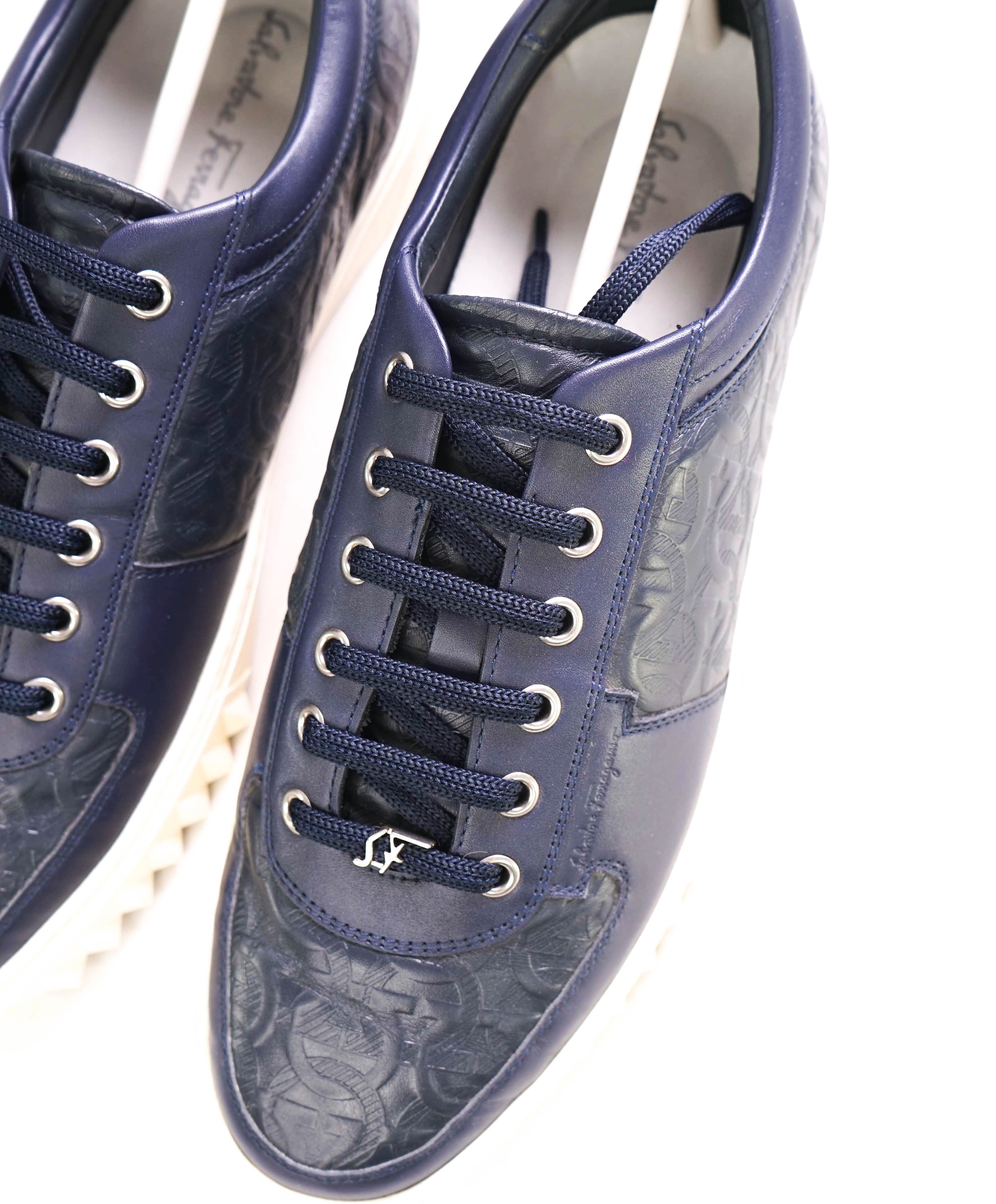 $750 SALVATORE FERRAGAMO - *SCUBY 2* Navy Embossed Gancini Sneaker - 7 M US