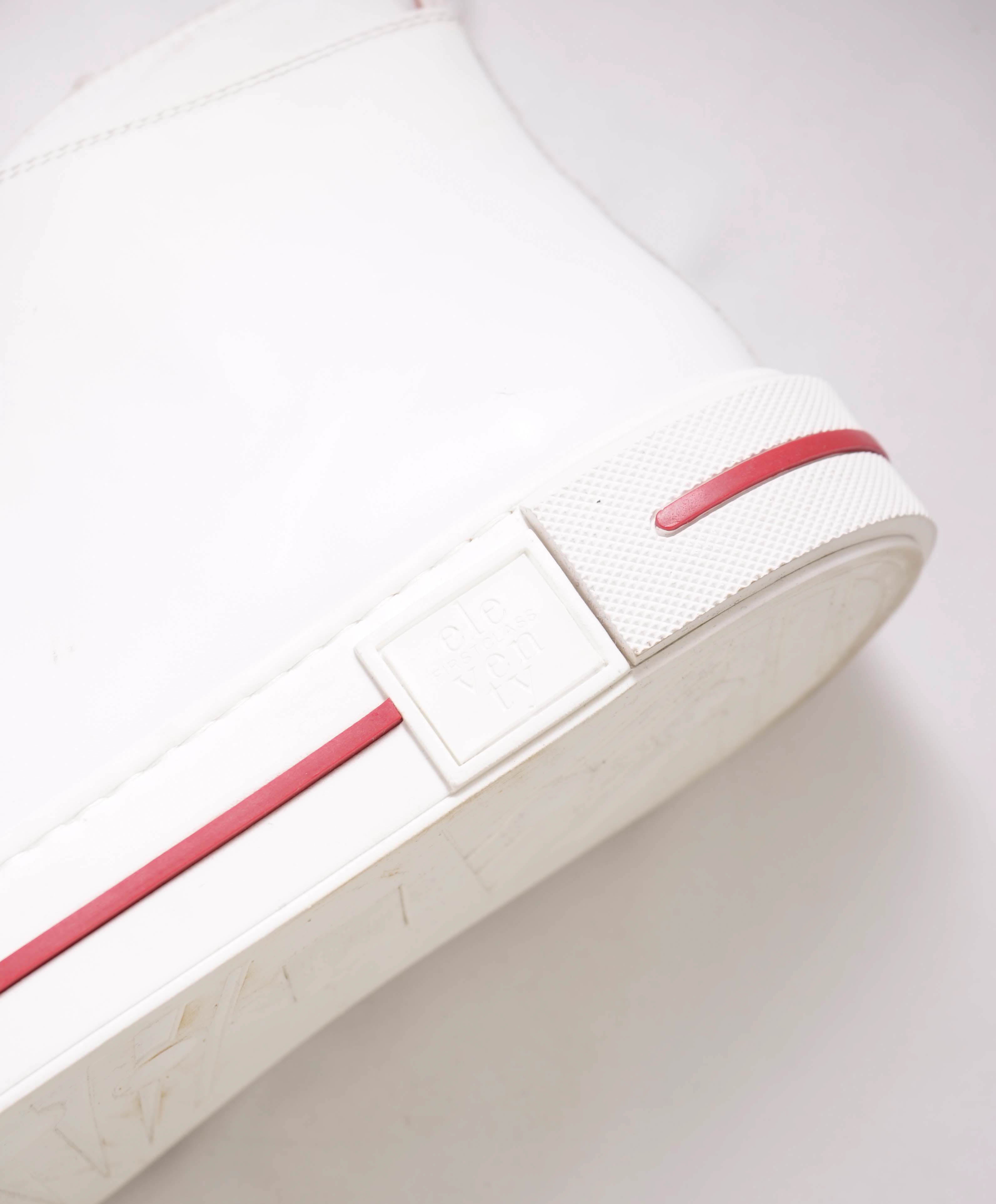 $695 ELEVENTY - Hight Top White Chunky Leather Sneaker - 11 US (44EU)