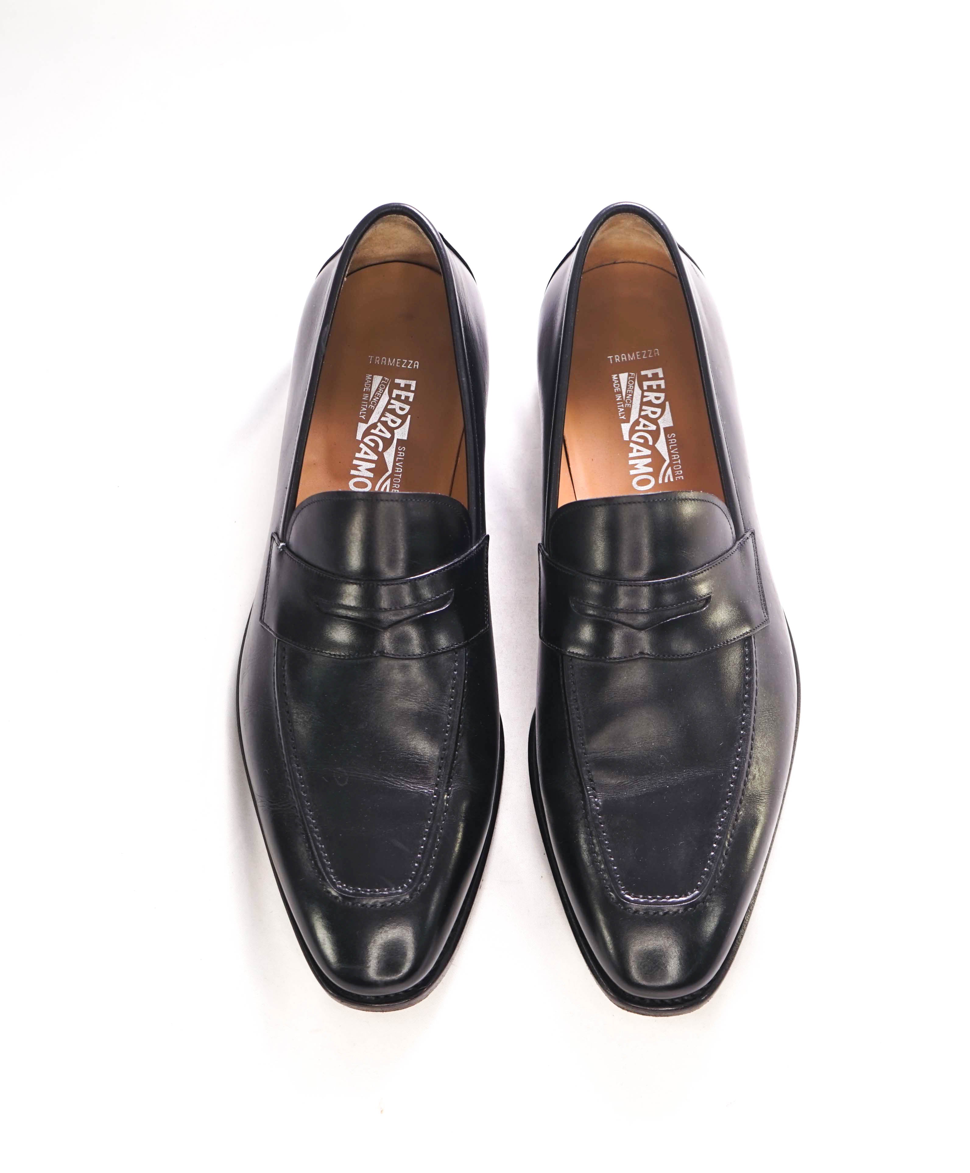 SALVATORE FERRAGAMO - "TRAMEZZA" Black Classic Penny Loafers Sleek Silhouette - 8.5 EE