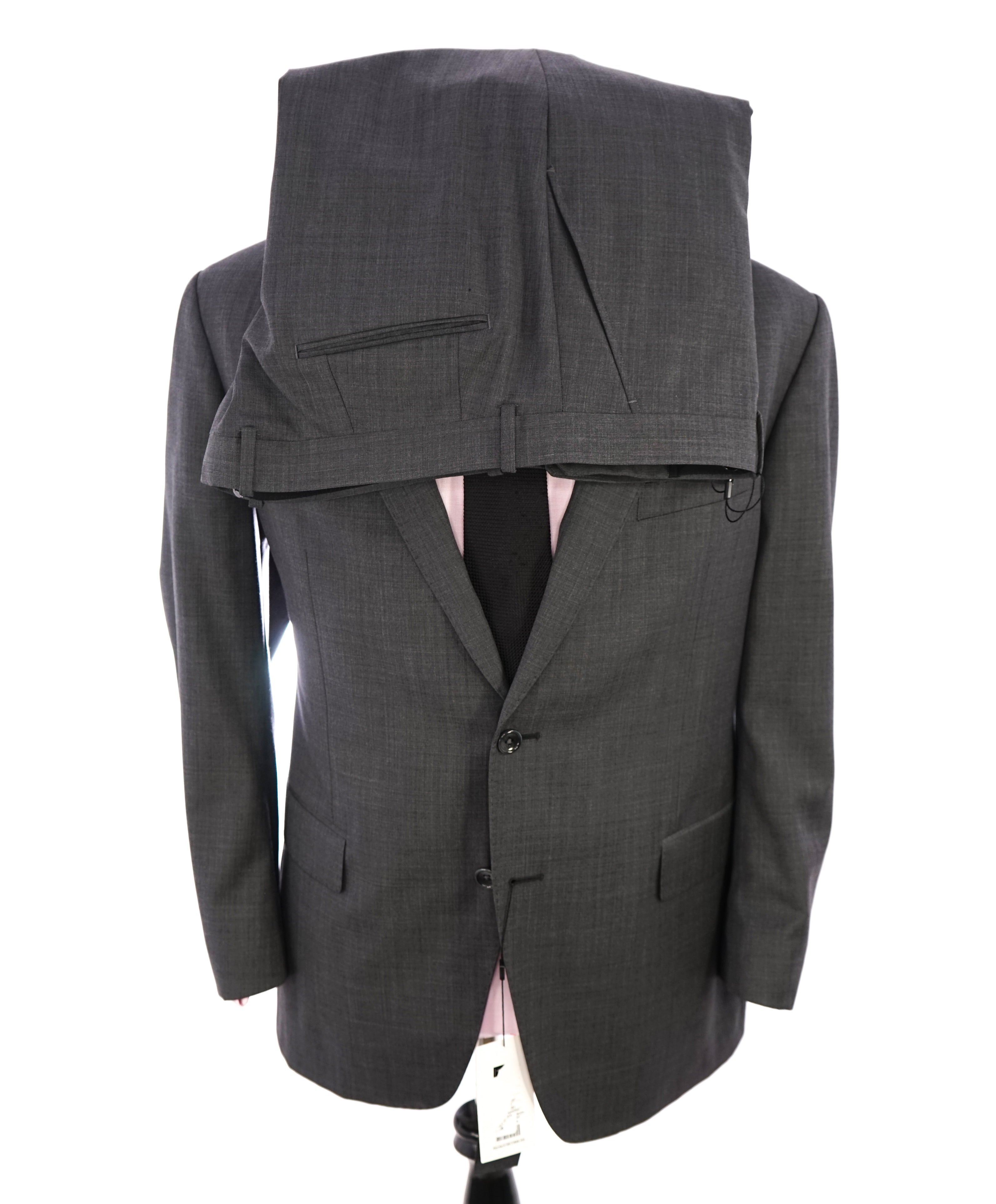 $1,298 SAKS FIFTH AVENUE - RED Contrast Details Gray Customized Suit - 48R