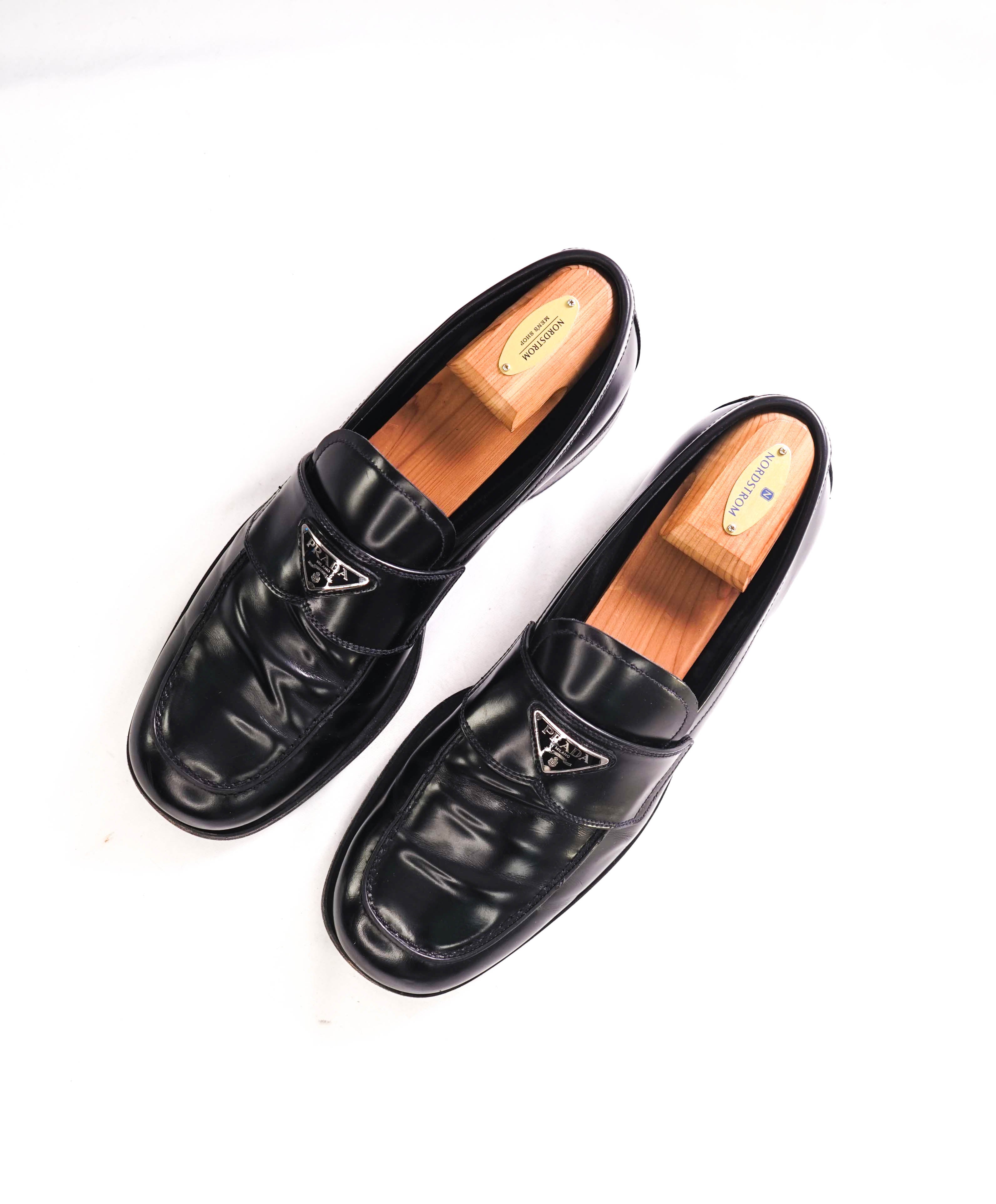 $1,150 PRADA - Black Leather LOGO Plaque Square Toe Loafers W Trees - 11 US (10 Prada)