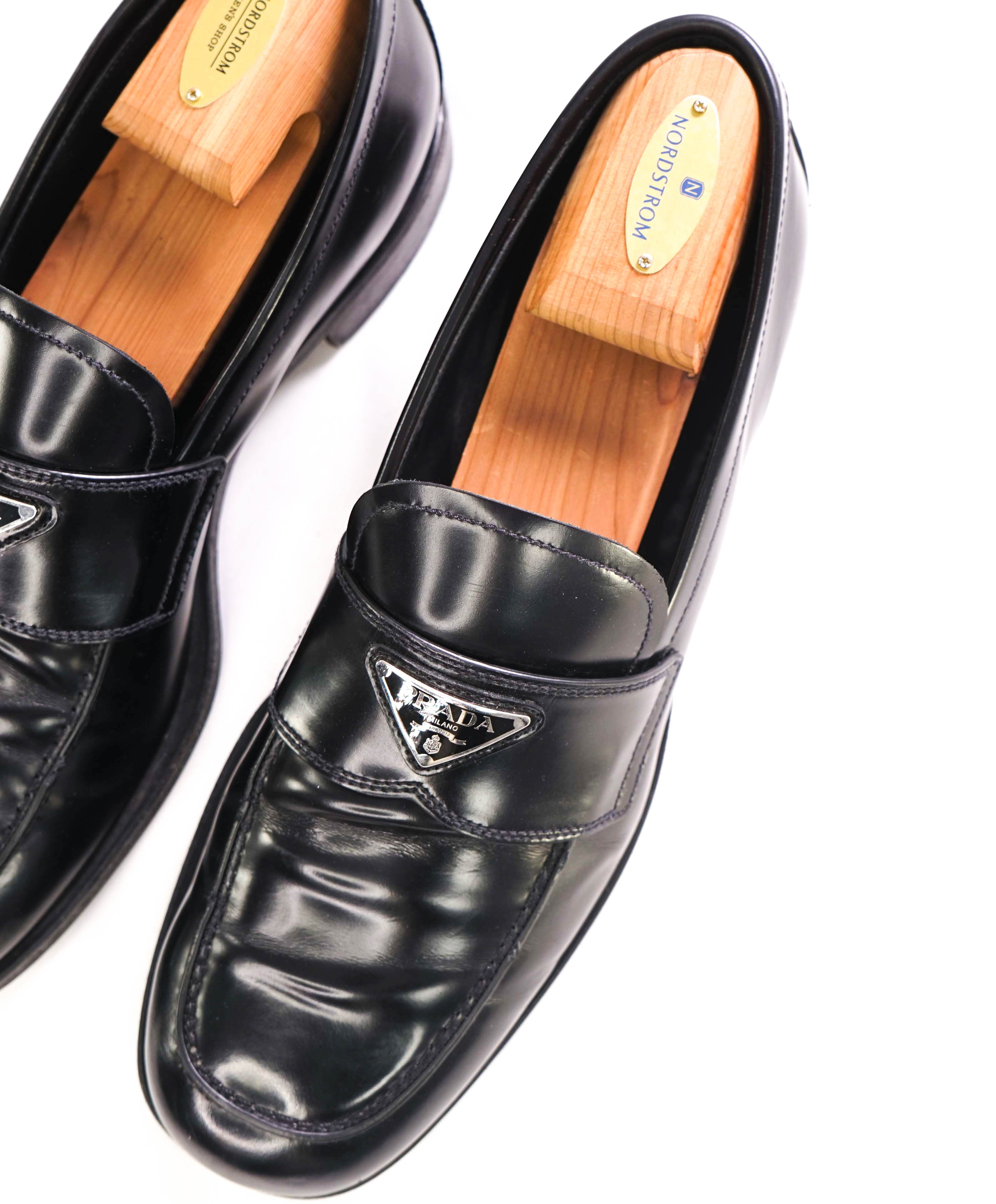 $1,150 PRADA - Black Leather LOGO Plaque Square Toe Loafers W Trees - 11 US (10 Prada)