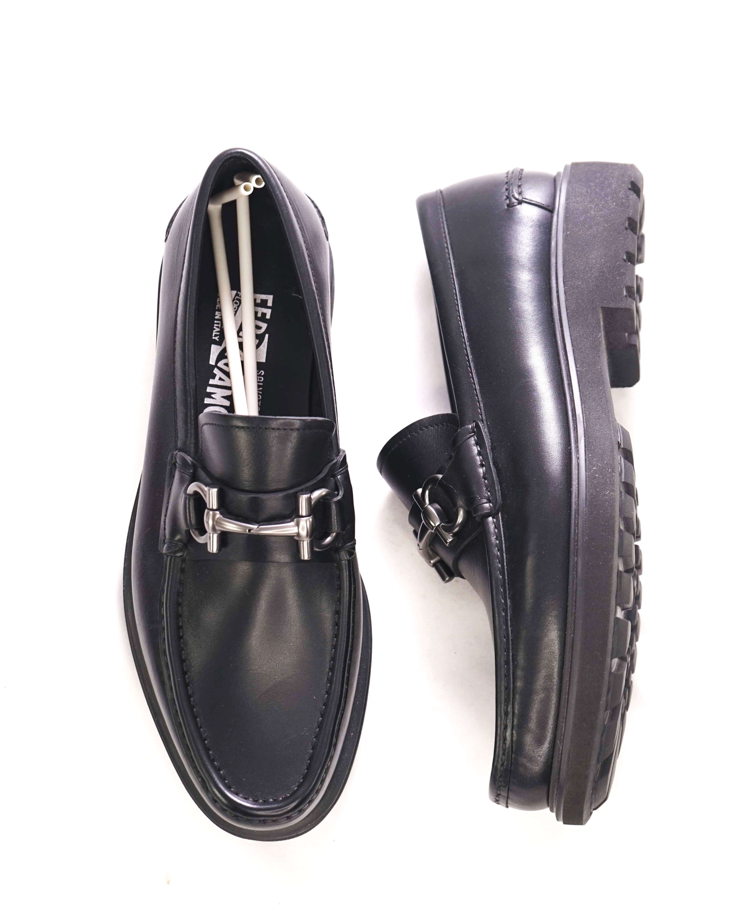 SALVATORE FERRAGAMO - “GLASGOW" Black Lug Sole Gancini Loafer- 8 EEE