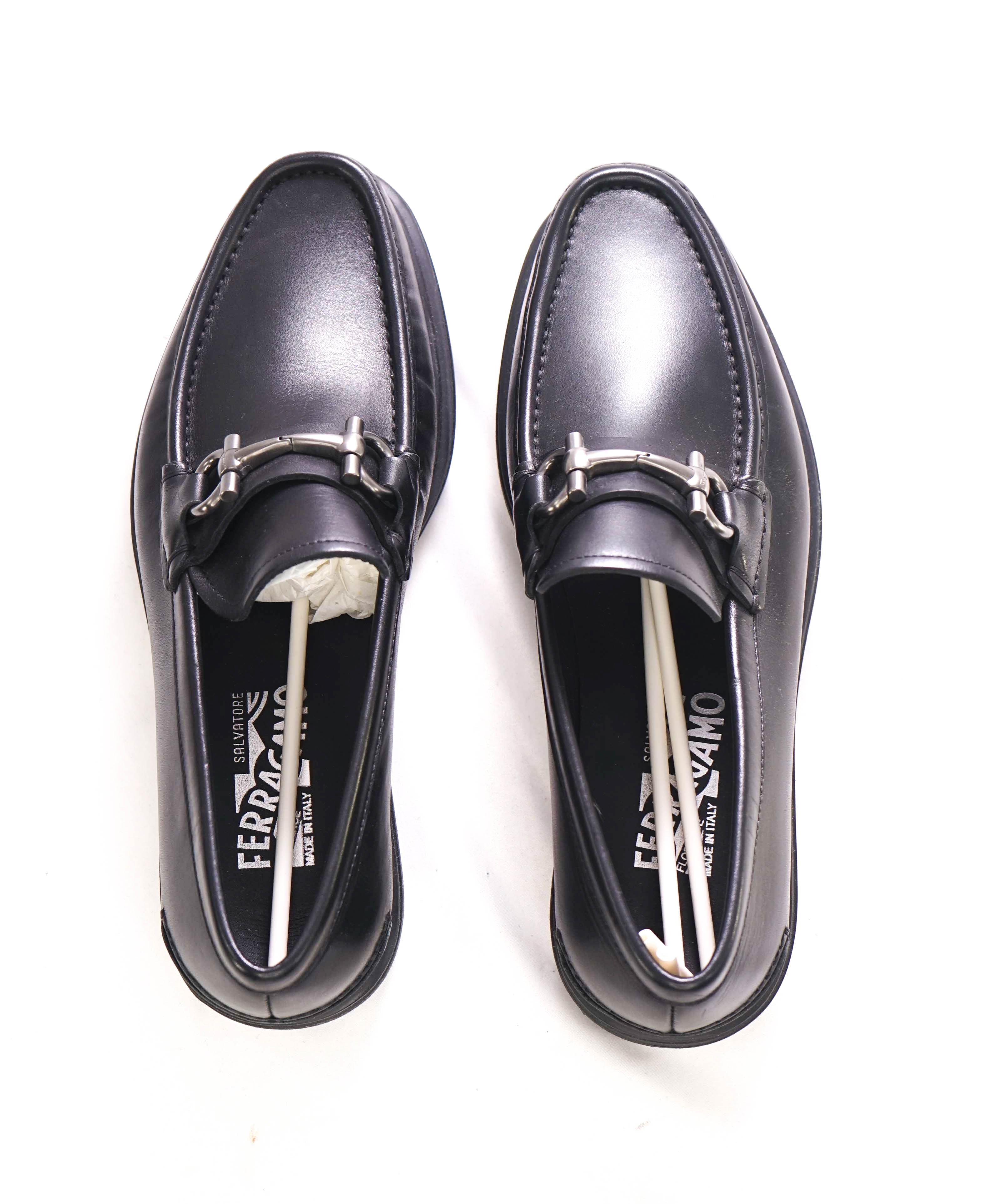 SALVATORE FERRAGAMO - “GLASGOW" Black Lug Sole Gancini Loafer- 8 EEE