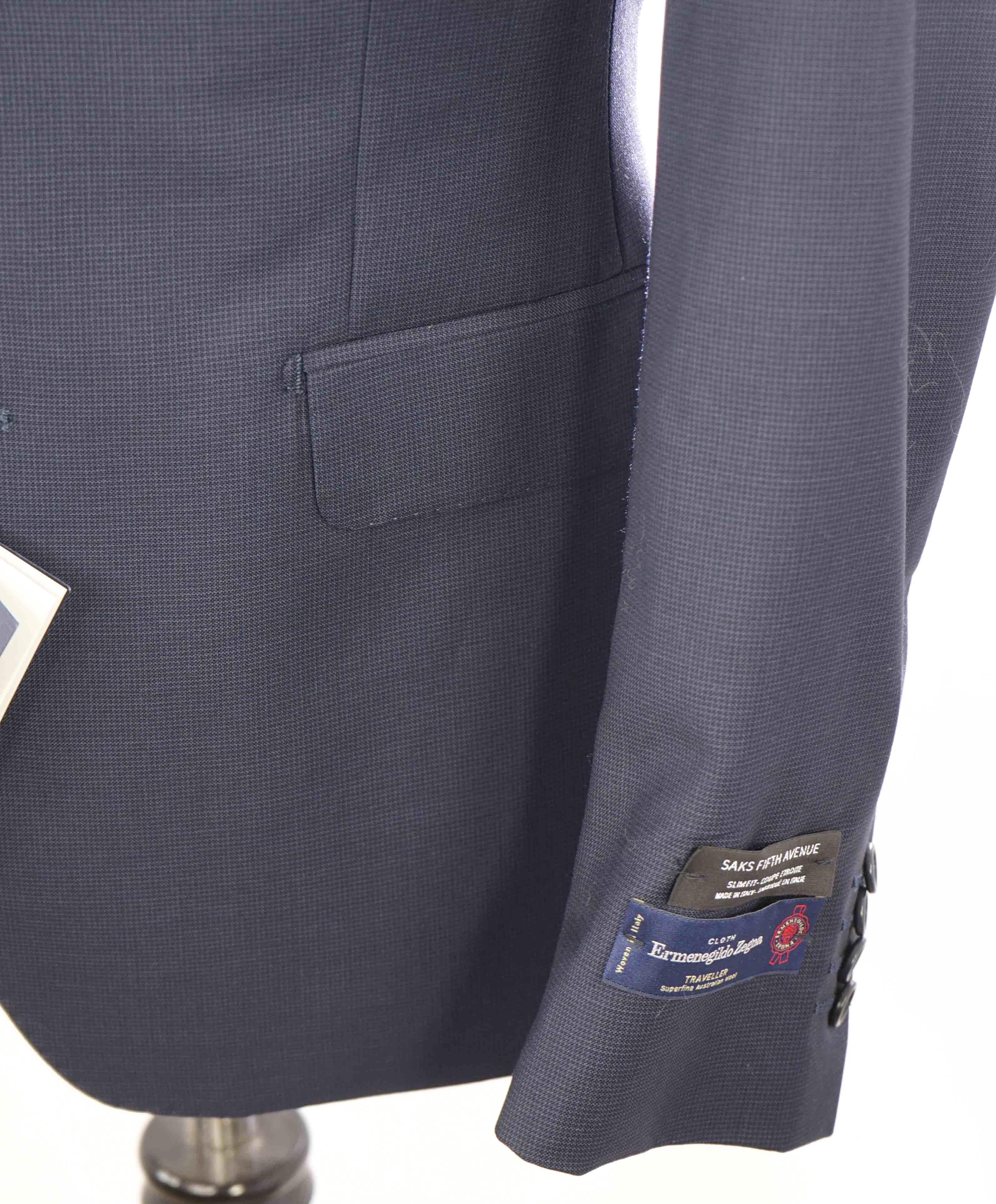 $1,295 ERMENEGILDO ZEGNA - By SAKS FIFTH AVENUE "Slim" Blue Check Suit - 38S