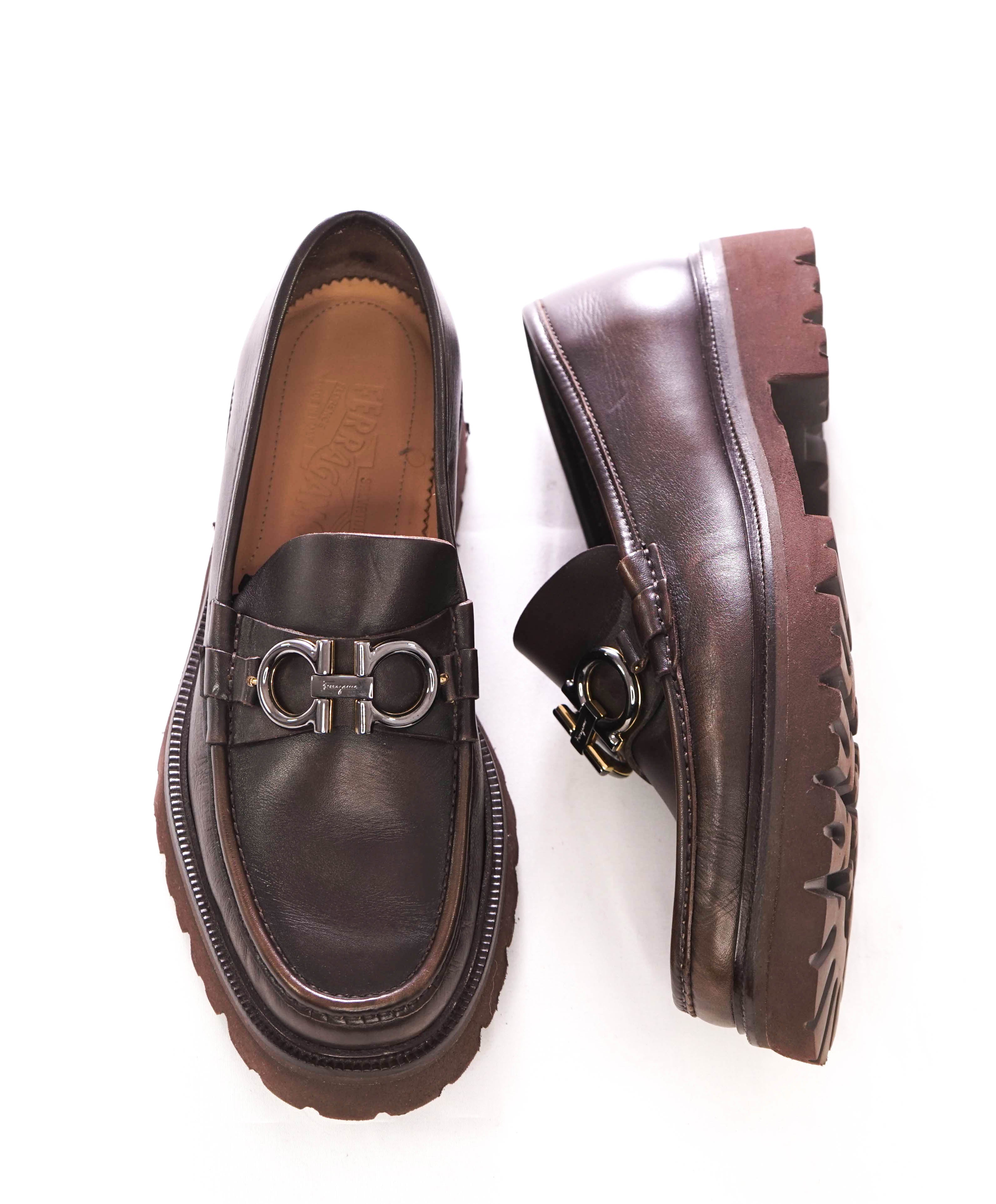 $930 SALVATORE FERRAGAMO - *BLEEKER* Brown Leather Lug Sole Loafer - 8.5 EE US