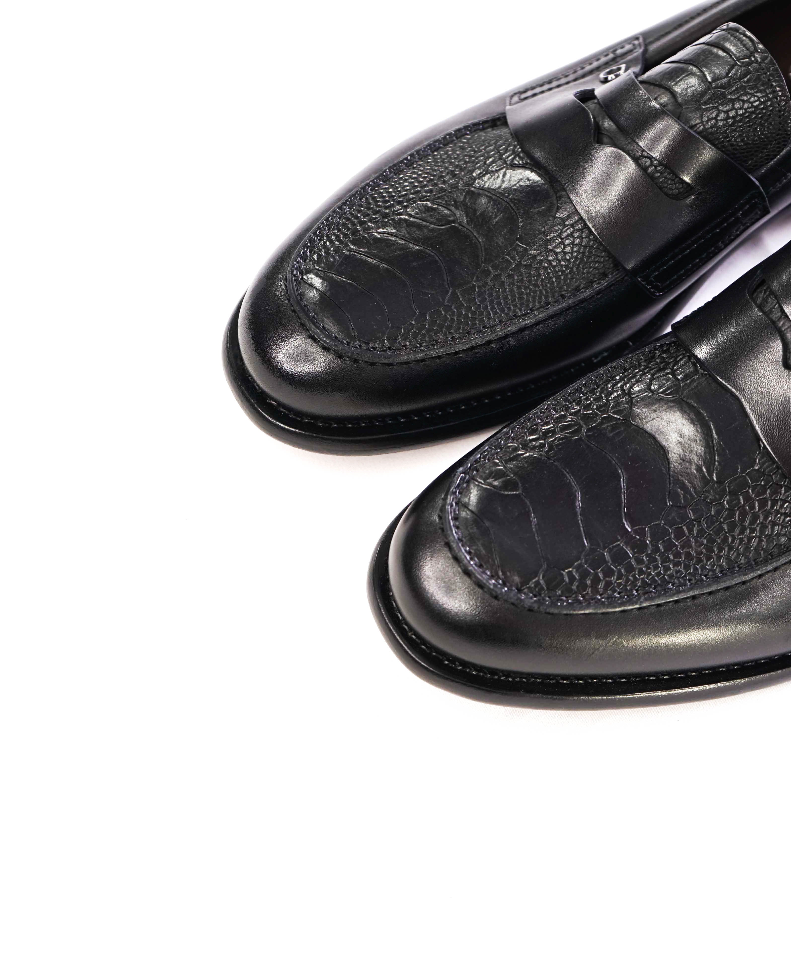 $2,250 SALVATORE FERRAGAMO - "TRAMEZZA" PYTHON & Leather Penny Loafers - 11.5 D