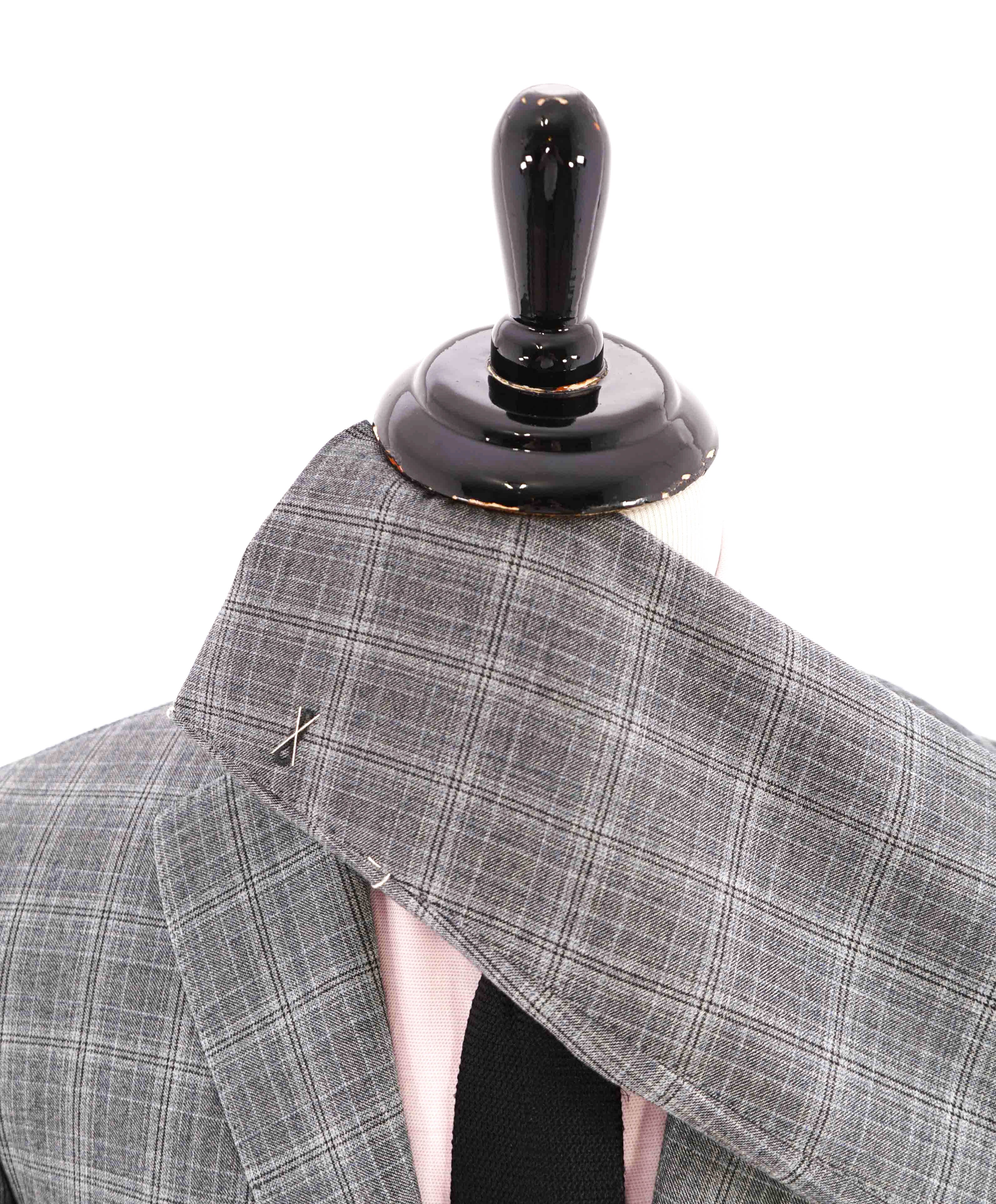 $1,995 ELEVENTY - "PLATINUM LABEL" Check Plaid Gray Classic Blazer - 40 (50 EU)