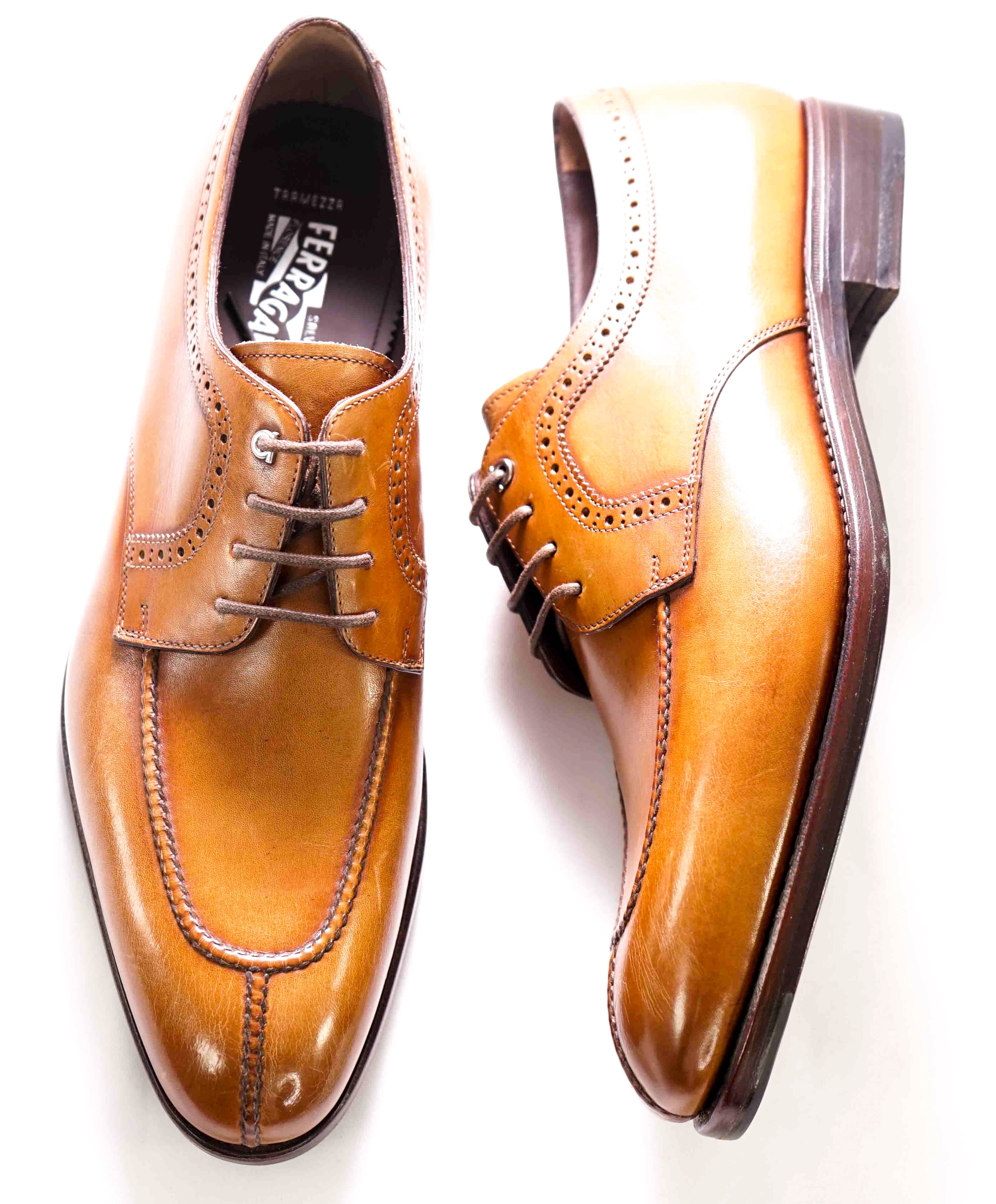 $1,495 SALVATORE FERRAGAMO - "TRAMEZZA TULLIO" Ambre Oxford - 8 D