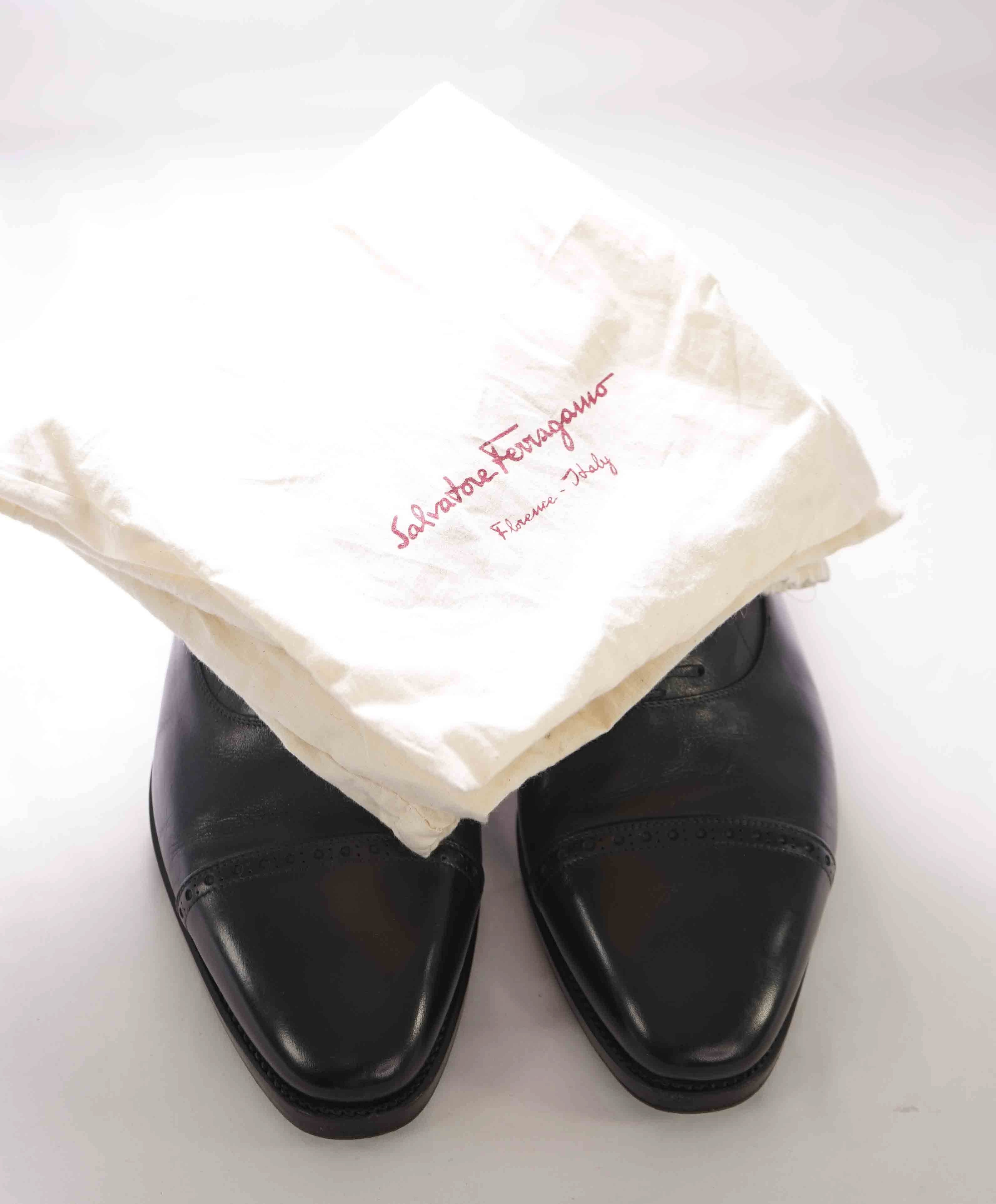 $1,495 SALVATORE FERRAGAMO - "TRAMEZZA" Black PREMIUM Oxford - 8 EEE