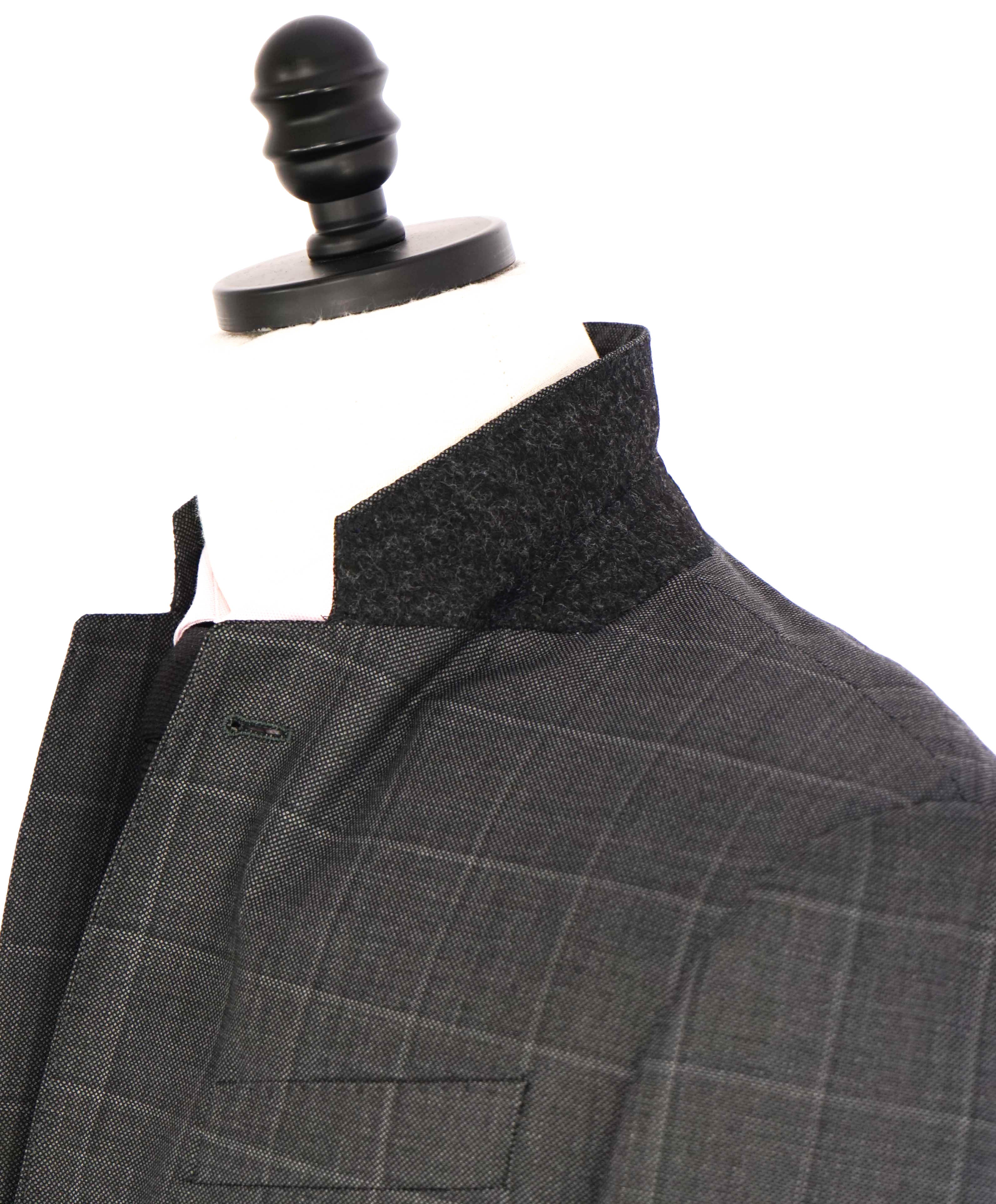 $1,995 EMPORIO ARMANI - “G LINE” Gray 2-Btn Windowpane Notch Lapel 140's Suit - 38R