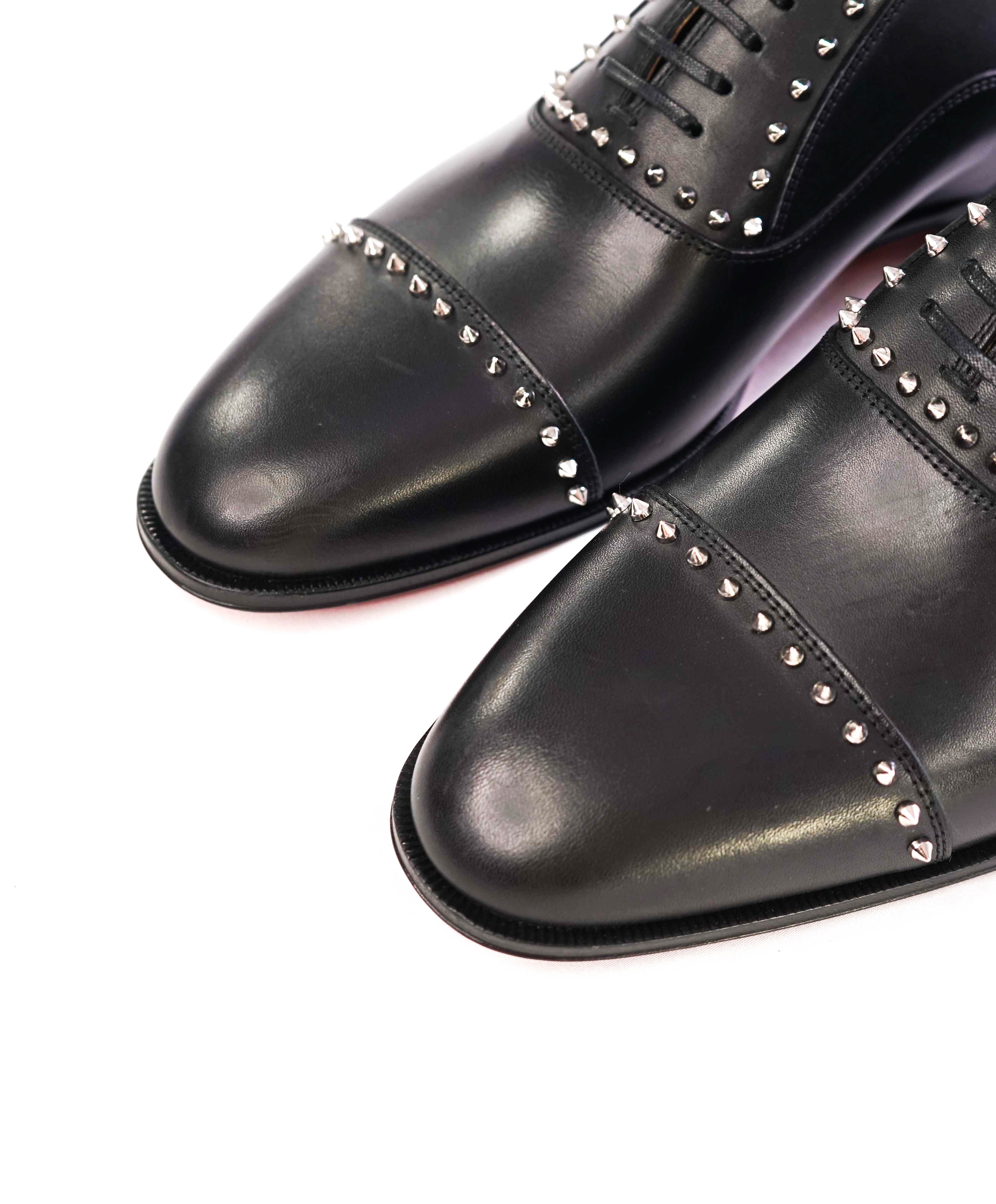 $1,200 CHRISTIAN LOUBOUTIN - *CLOOCLOO* Black Spike Oxfords - 7.5 US (40.5 EU)