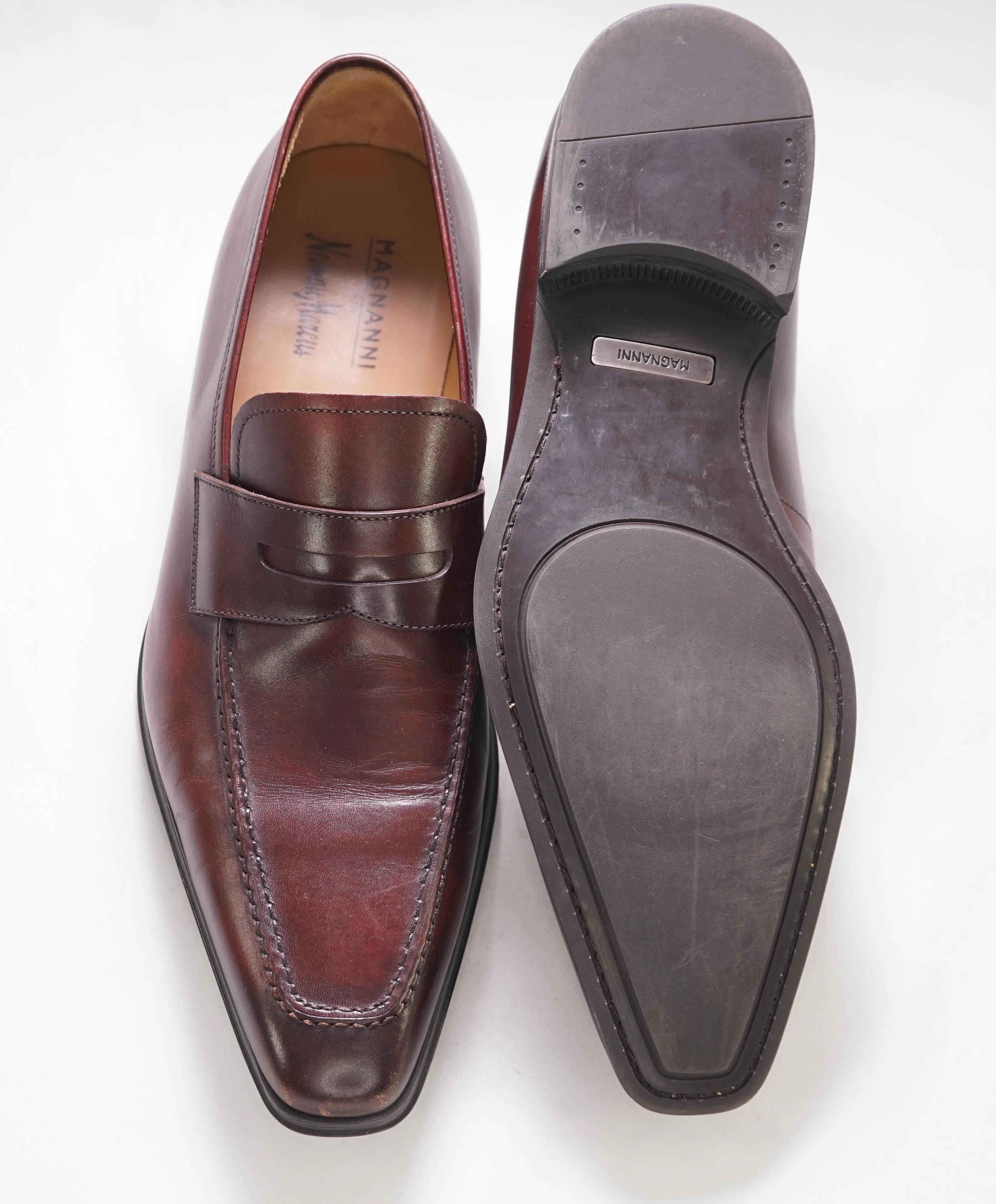 MAGNANNI - For NEIMAN MARCUS  "MADE IN SPAIN" Brown Penny Loafers - 8