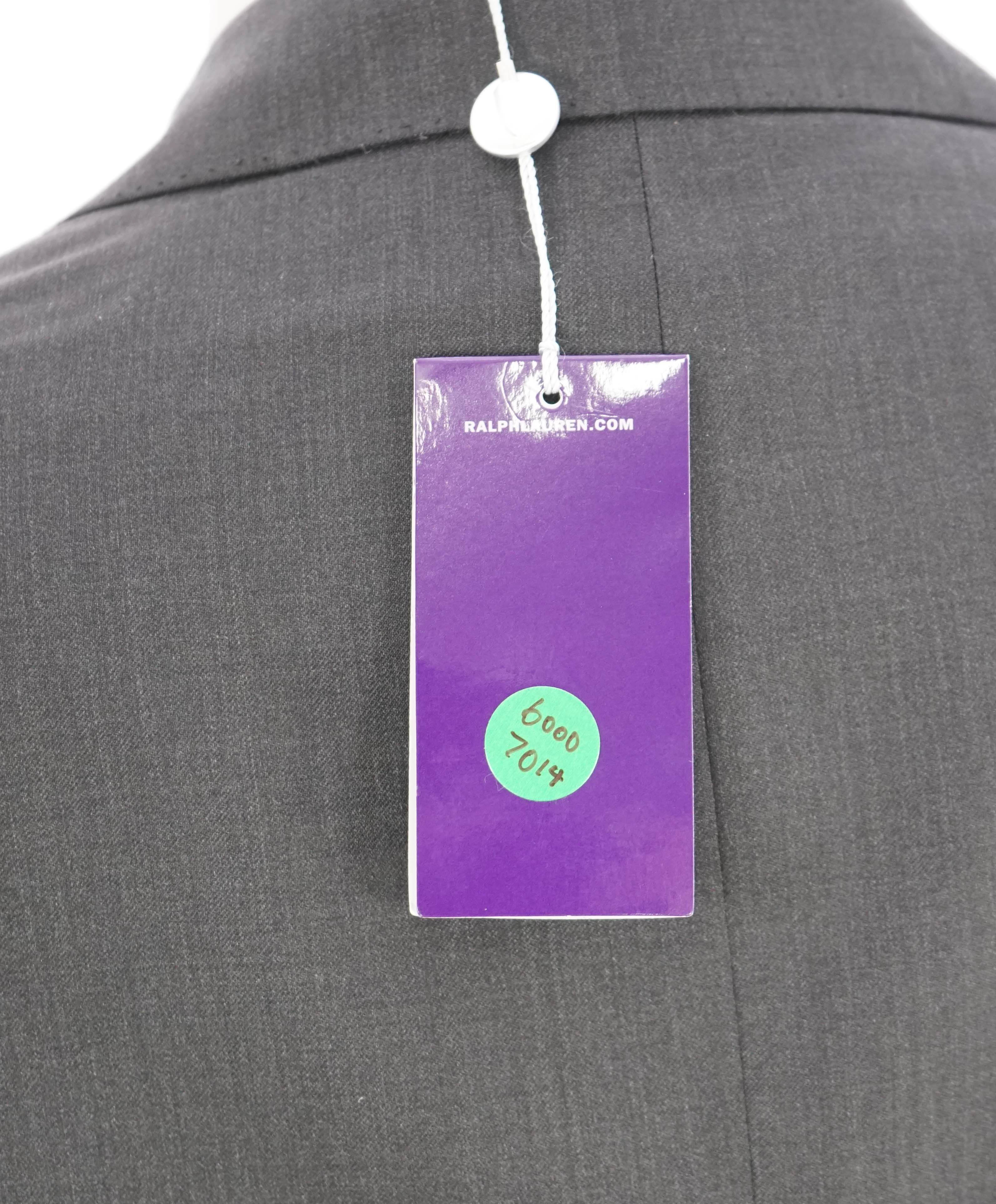 RALPH LAUREN PURPLE LABEL - Gray Solid 2-Btn *CLOSET STAPLE* Suit - 40S