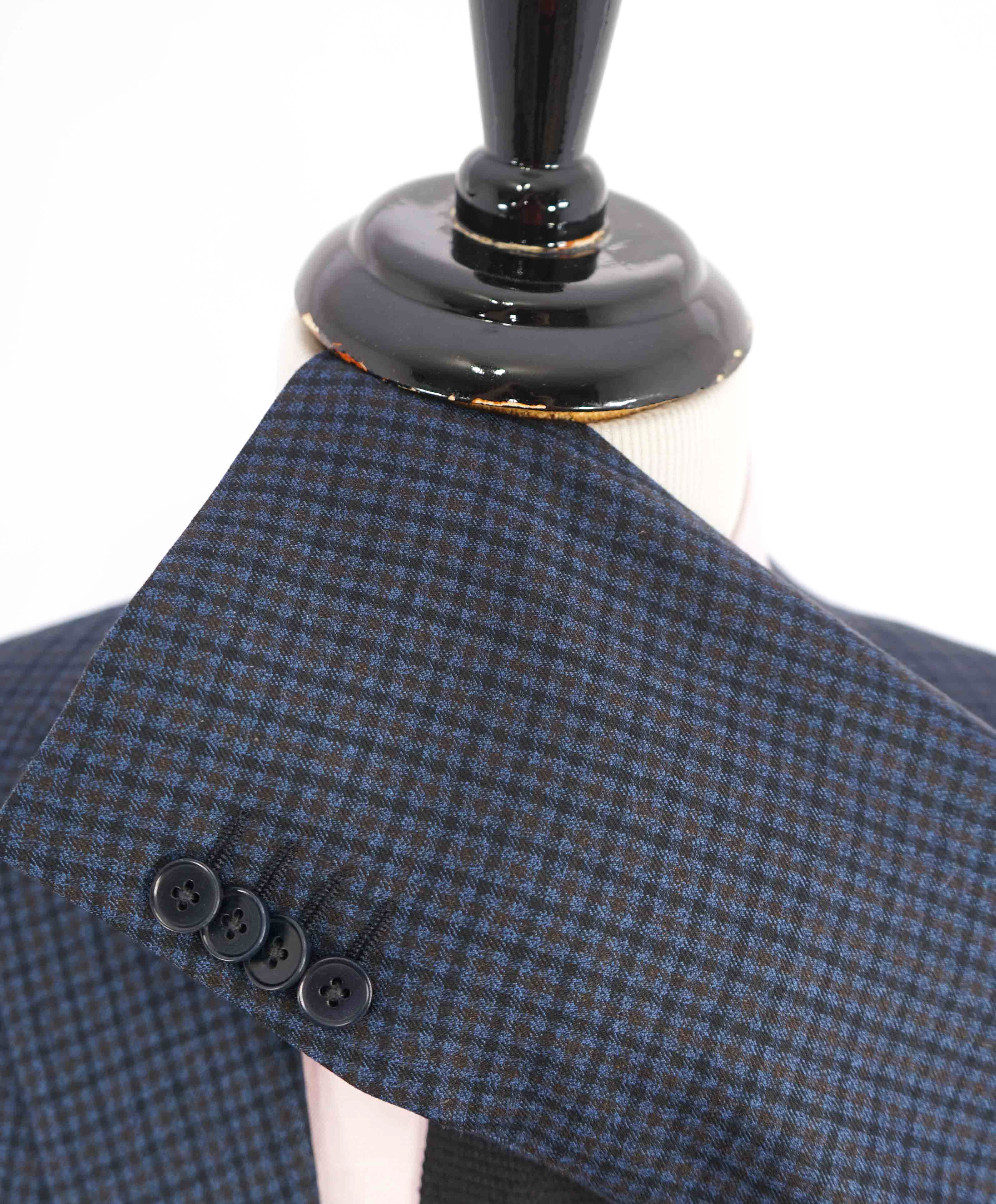 $2,695 ERMENEGILDO ZEGNA - Navy/Blue/Brown Check Blazer - 44L