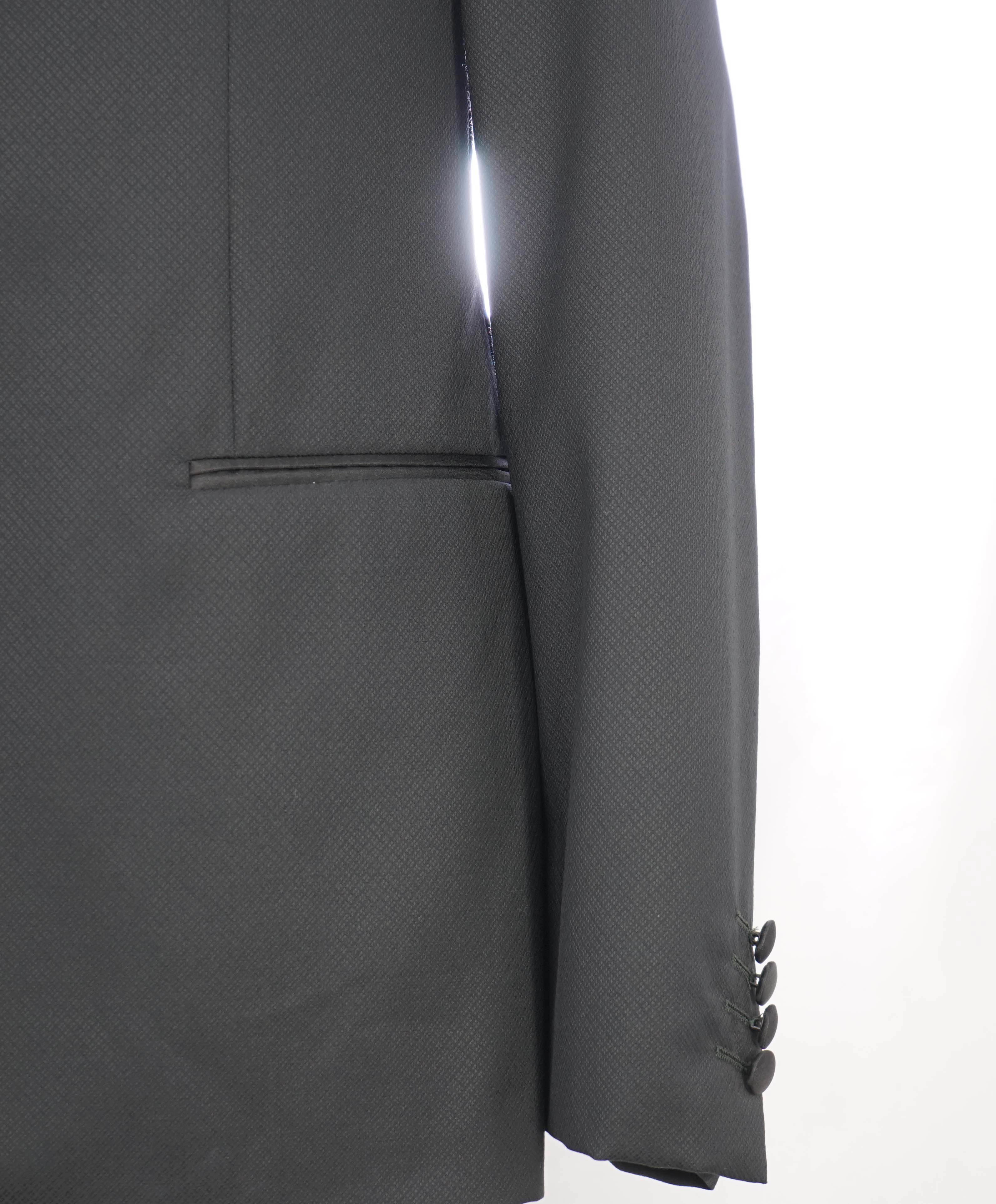 $2,295 ARMANI COLLEZIONI - “M LINE” Textured  SHAWL COLLAR Tuxedo Suit - 46R