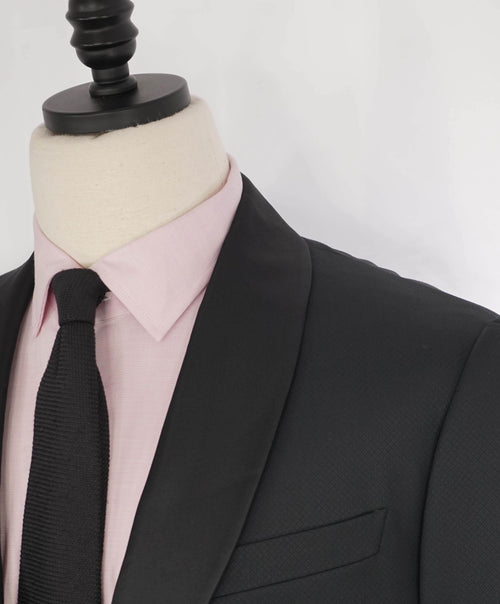 $2,295 ARMANI COLLEZIONI - “M LINE” Textured  SHAWL COLLAR Tuxedo Suit - 46R