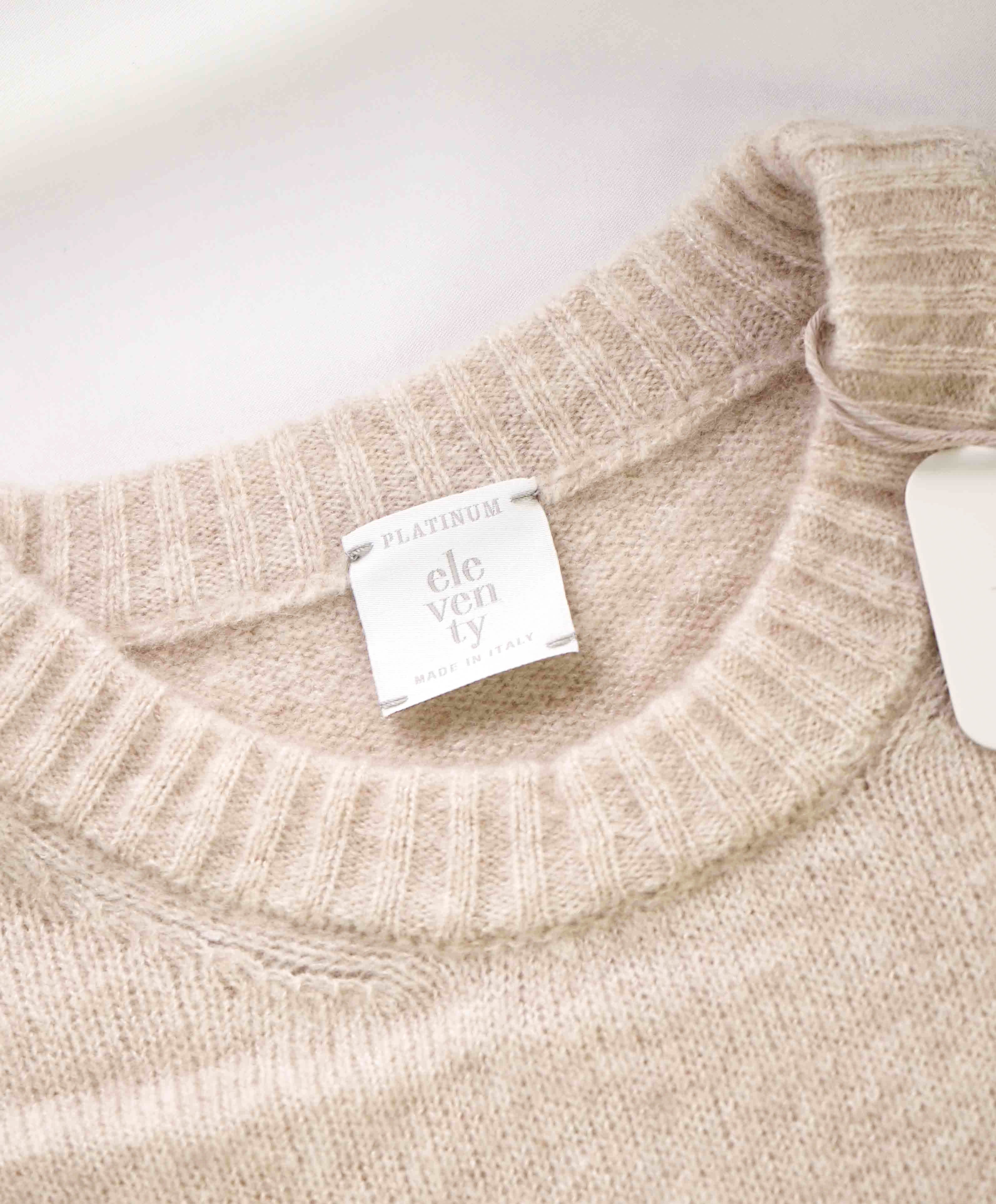 $1,095 ELEVENTY - CASHMERE & SILK Neutral Text Crewneck Sweater - M