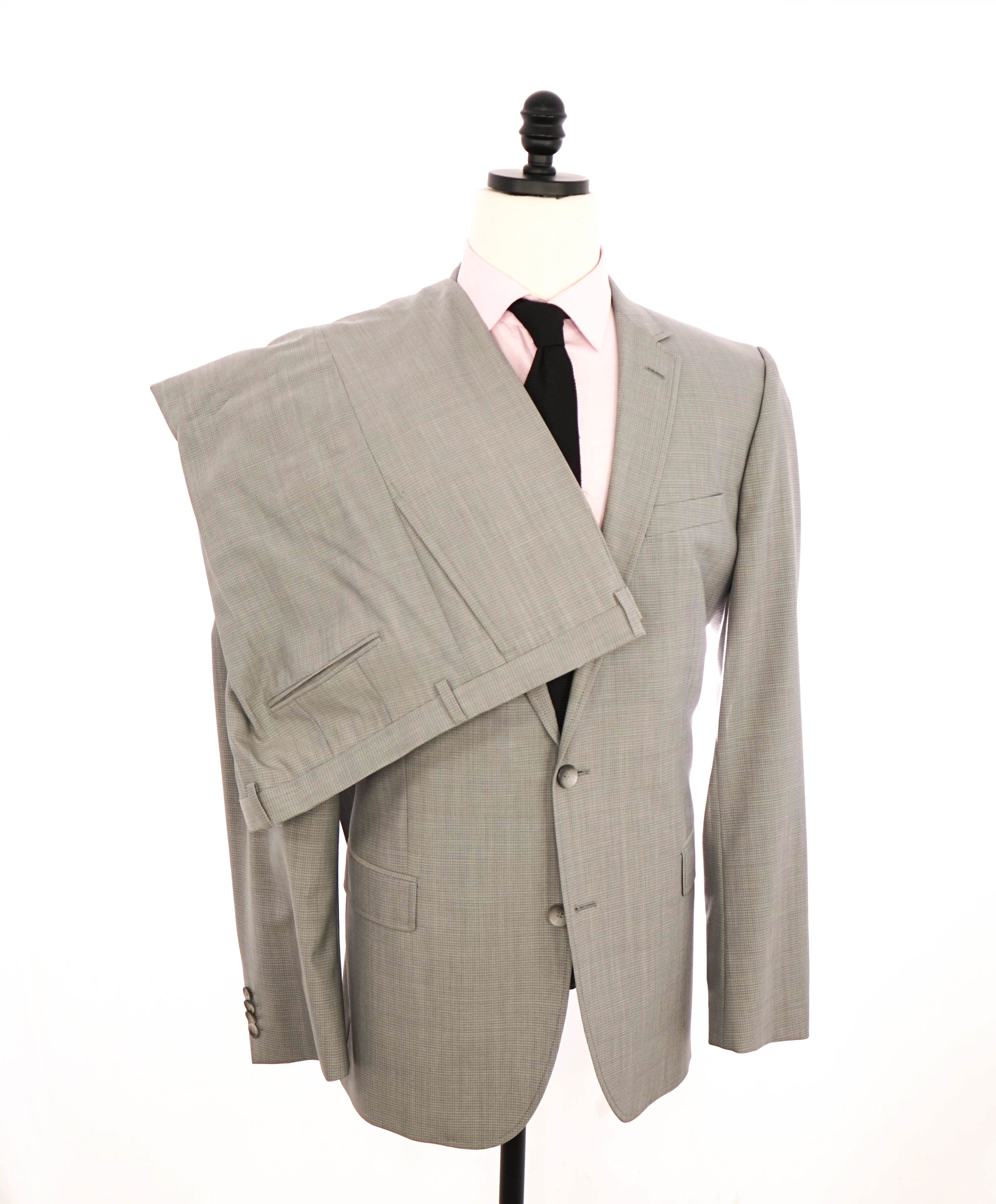 HUGO BOSS *HUGO* - "SLIM" Notch Lapel Light Gray Micro Check Suit - 46R