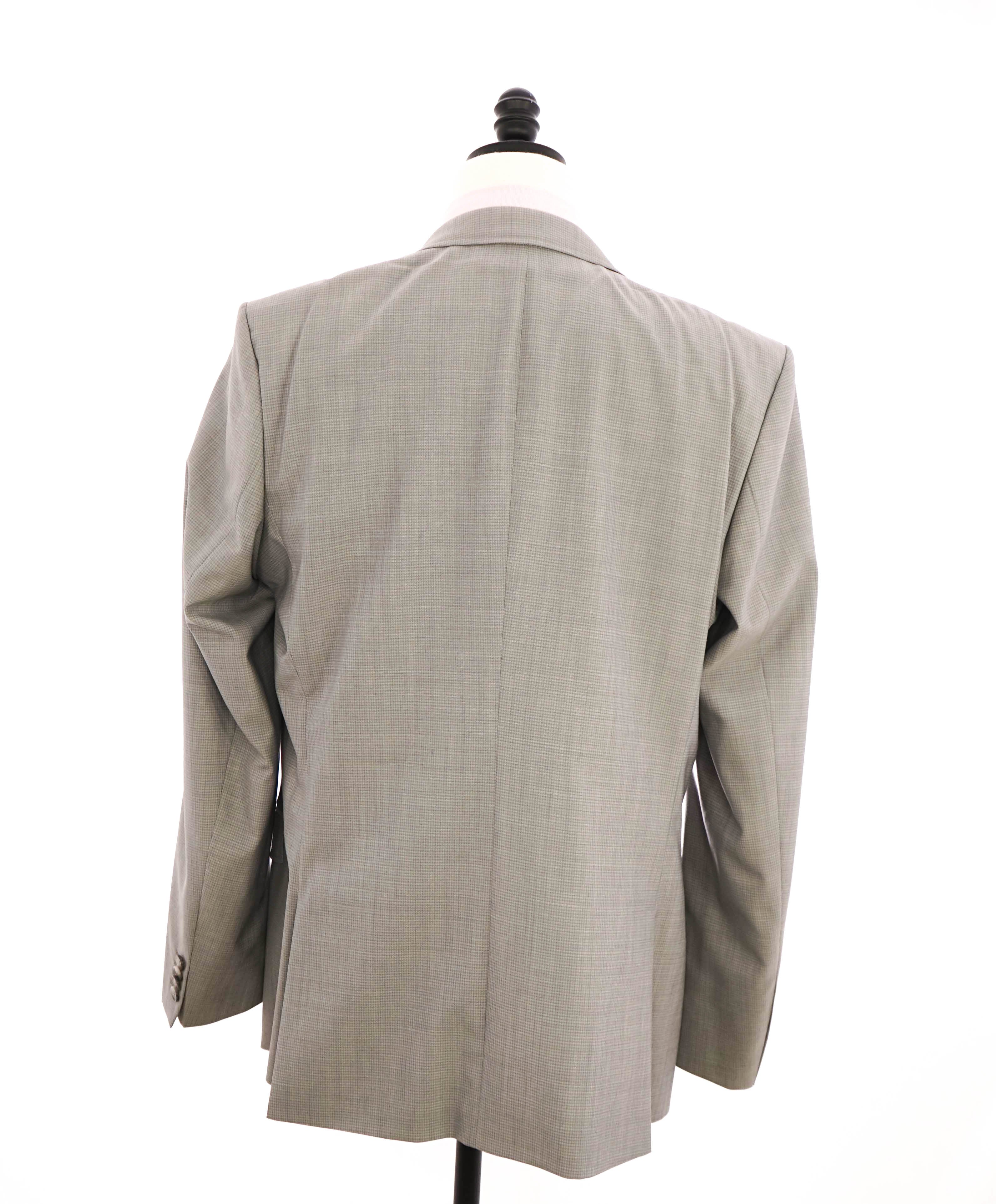 HUGO BOSS *HUGO* - "SLIM" Notch Lapel Light Gray Micro Check Suit - 46R