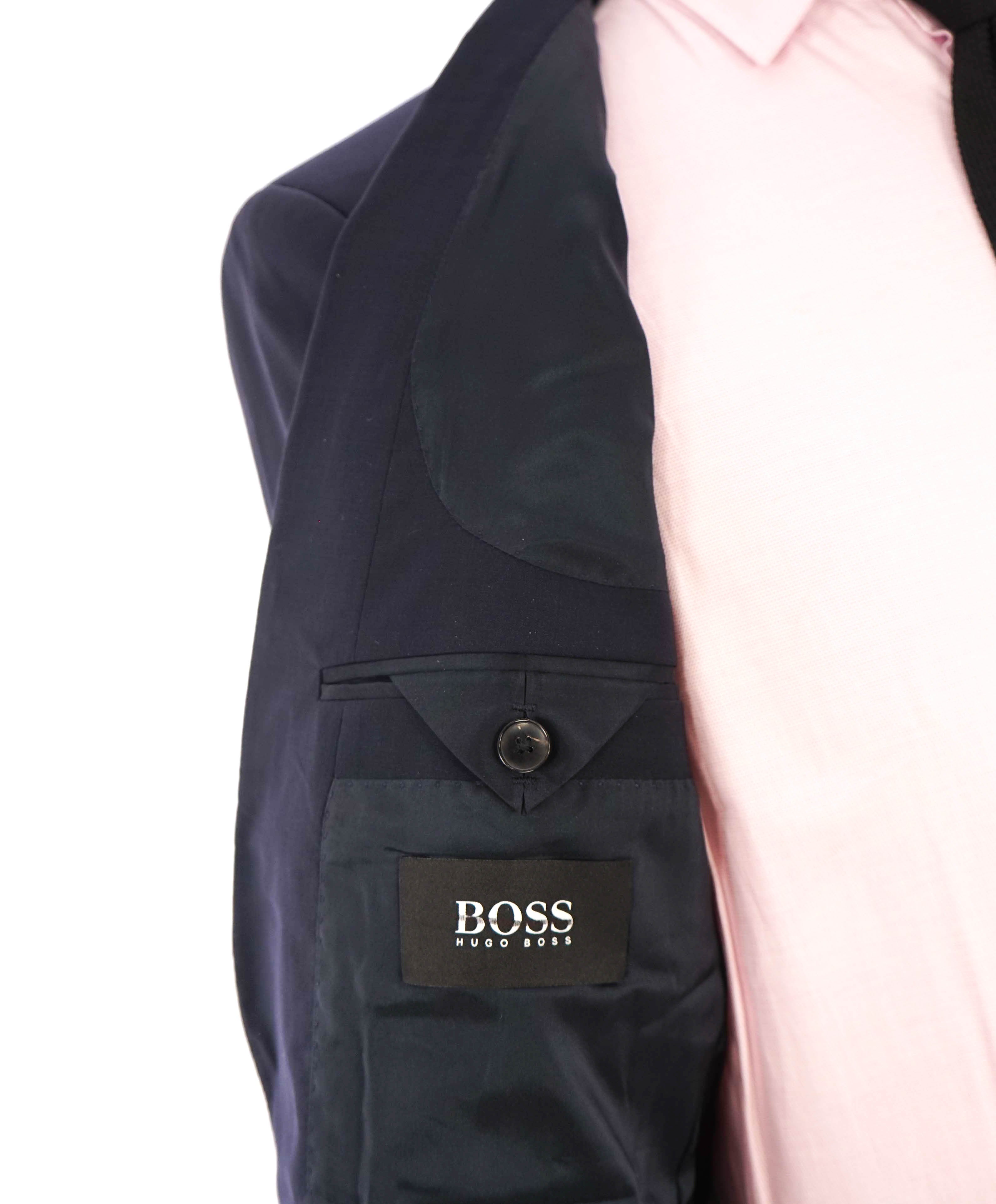 HUGO BOSS - "SLIM" Notch Lapel Navy Blue Suit - 38R