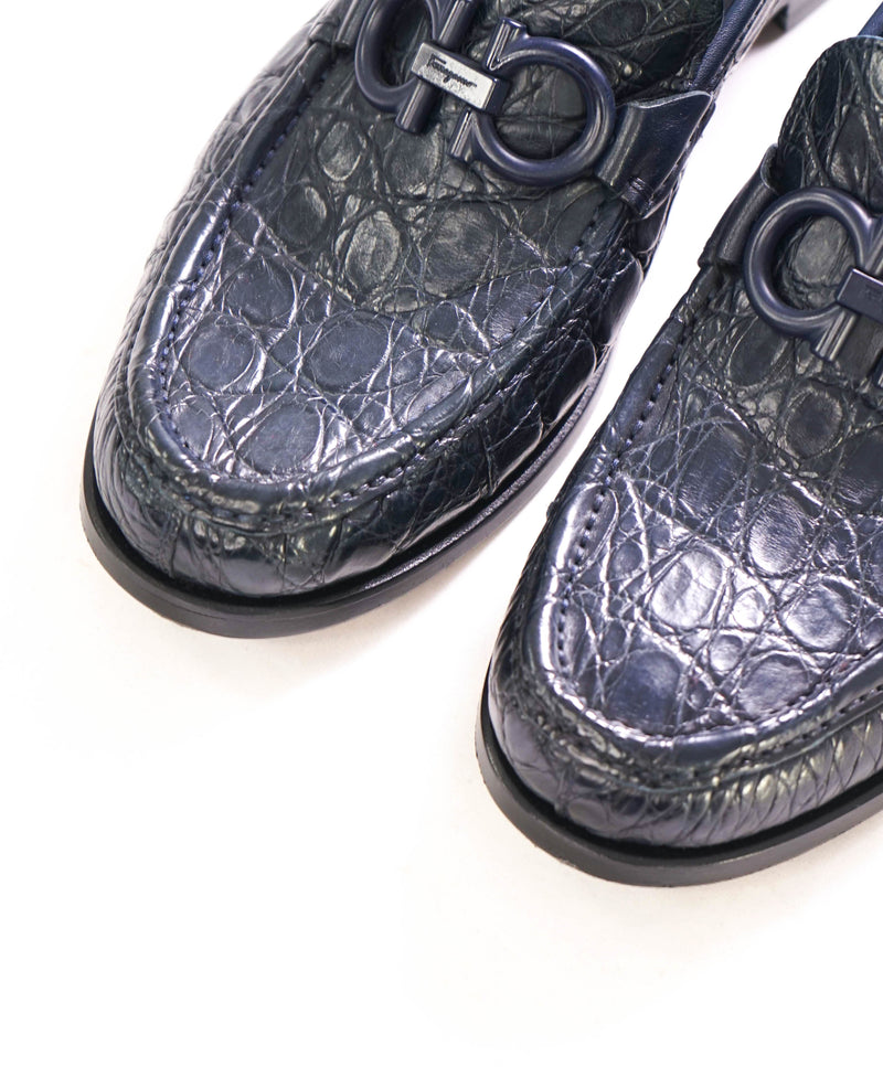 $2,200 SALVATORE FERRAGAMO - *CROCODILE SKIN* ROLO Navy Slip On Loafers - 8.5 D