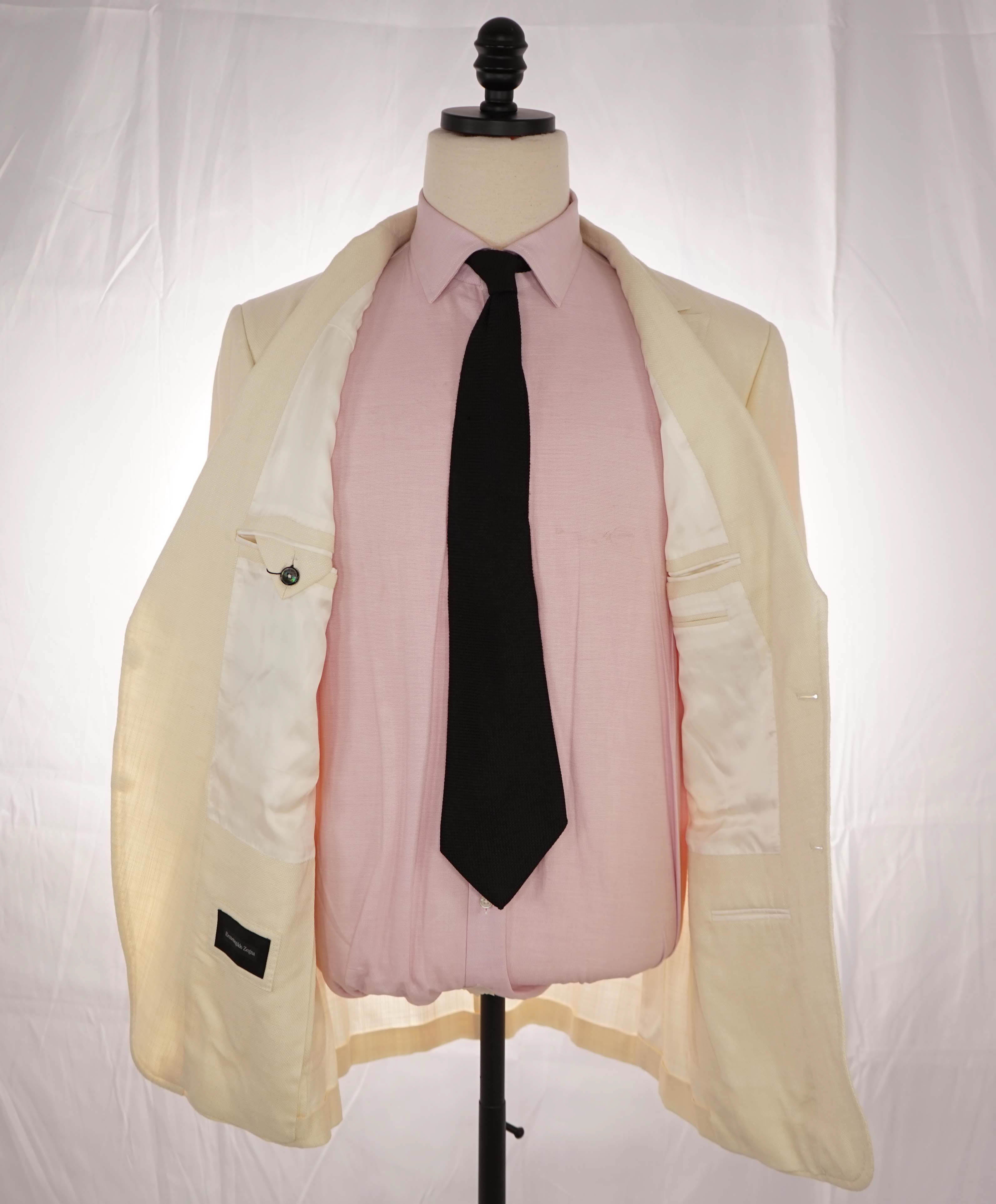 $3,295 ERMENEGILDO ZEGNA - "SILK/COTTON" Ivory Peak Lapel Blazer - 42R