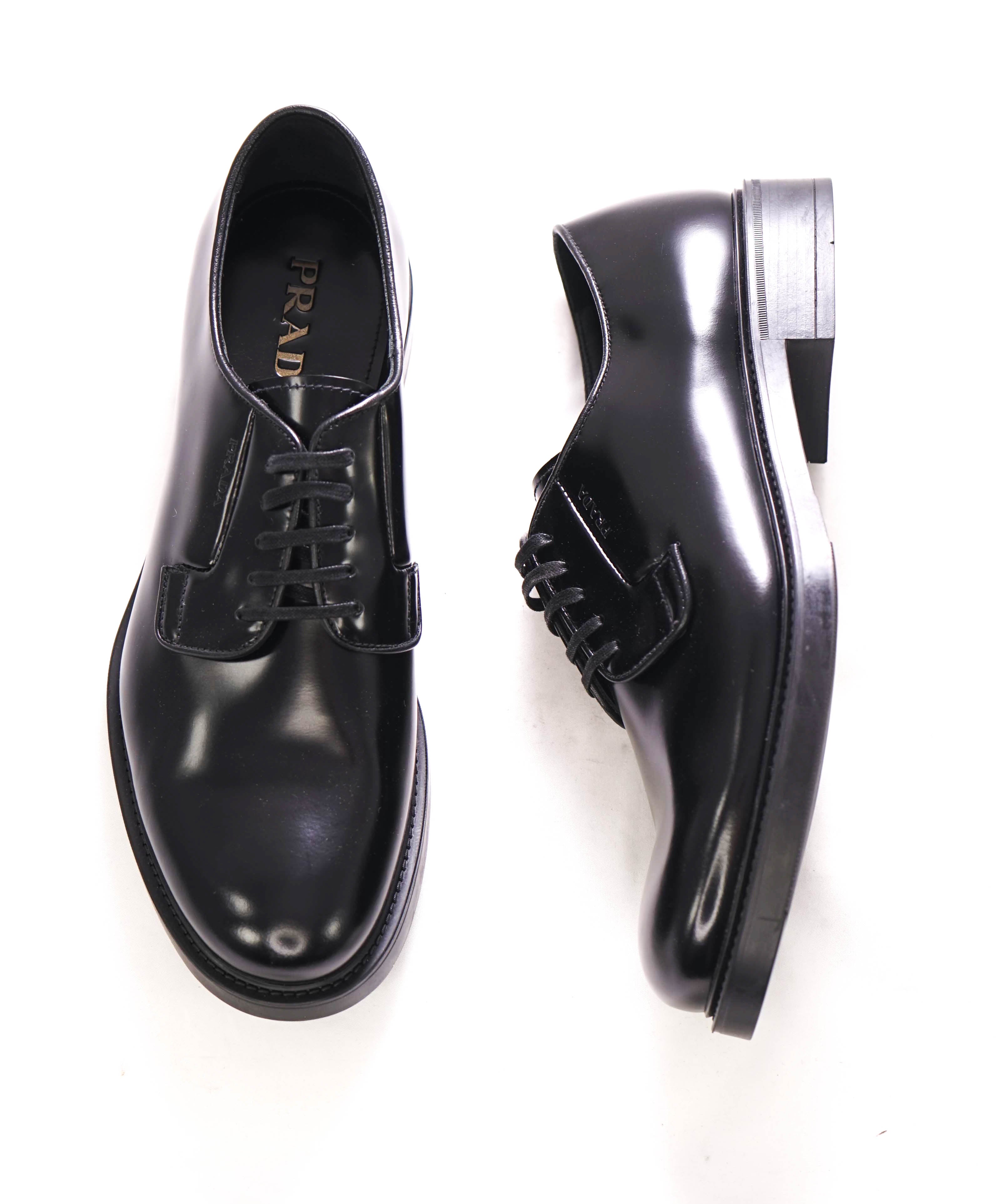 $1,150 PRADA - Black Brushed Polished Leather Derby Lace-Ups - 10 US (9 Prada)