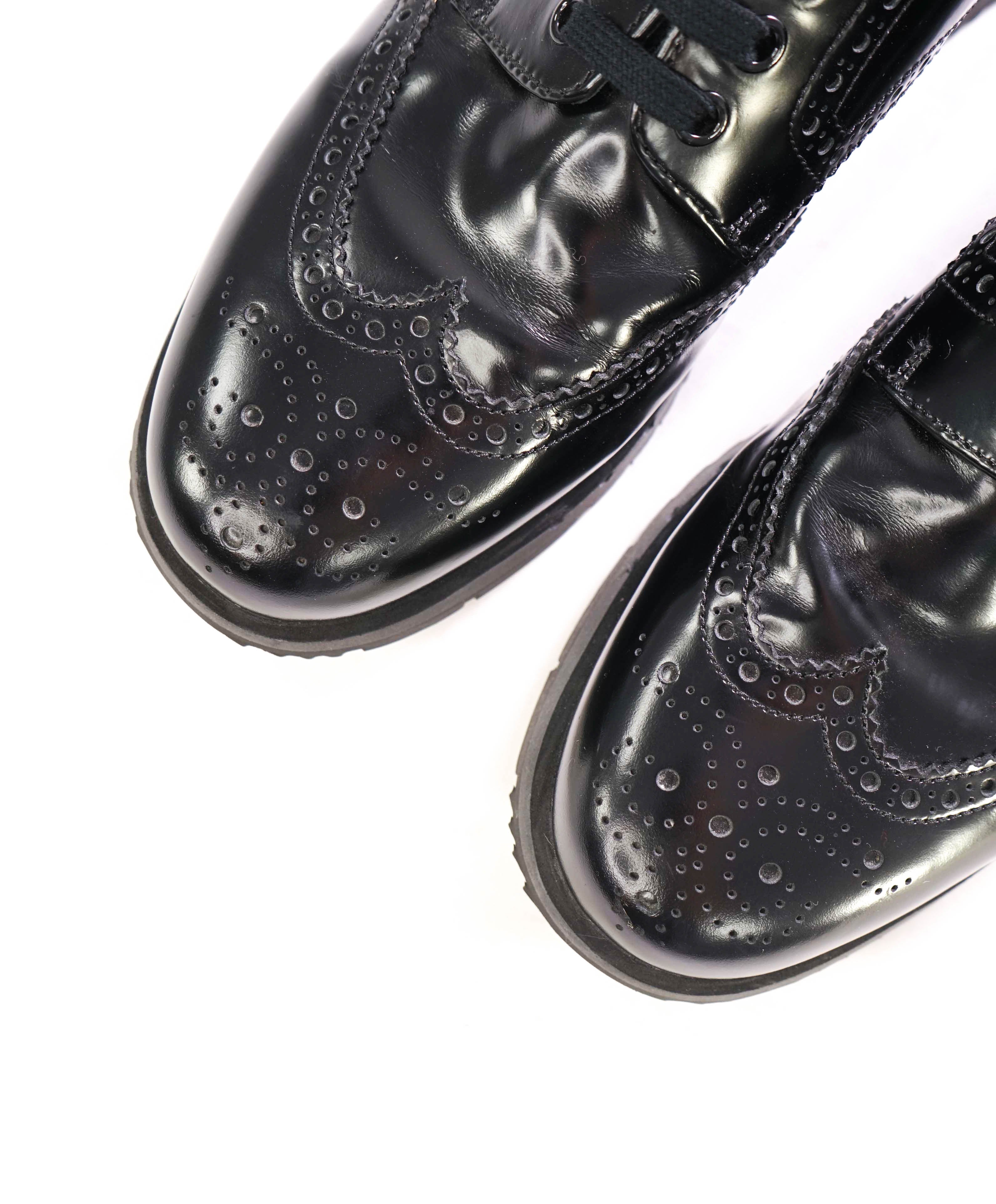 $950 PRADA - Black Wingtip Sneaker Oxfords With Removable Kilt Feature - 9.5 US (8.5 Prada)