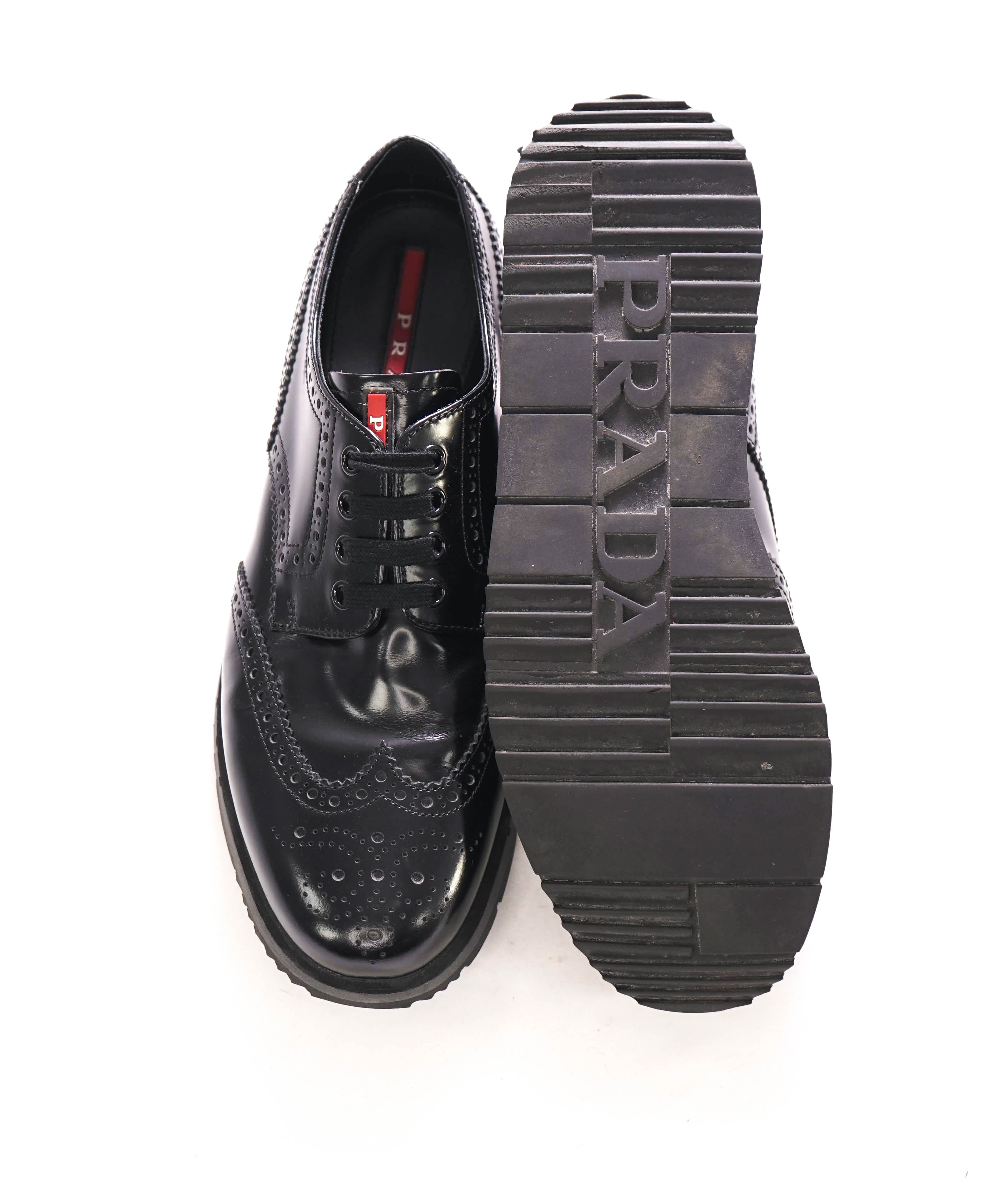 $950 PRADA - Black Wingtip Sneaker Oxfords With Removable Kilt Feature - 9.5 US (8.5 Prada)