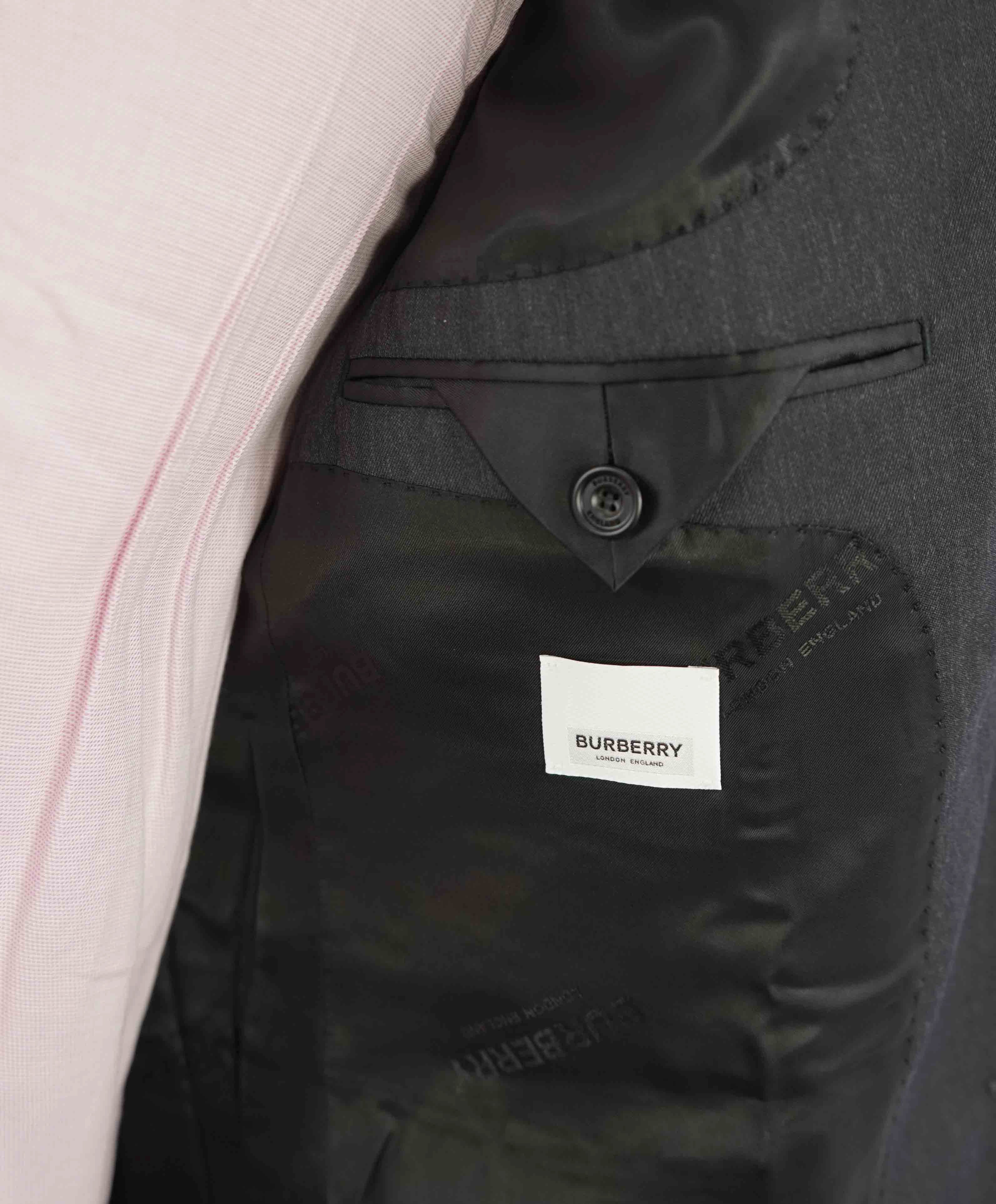 $2,050 BURBERRY - COLOR BLOCK Logo Gray/Black SLIM Blazer -