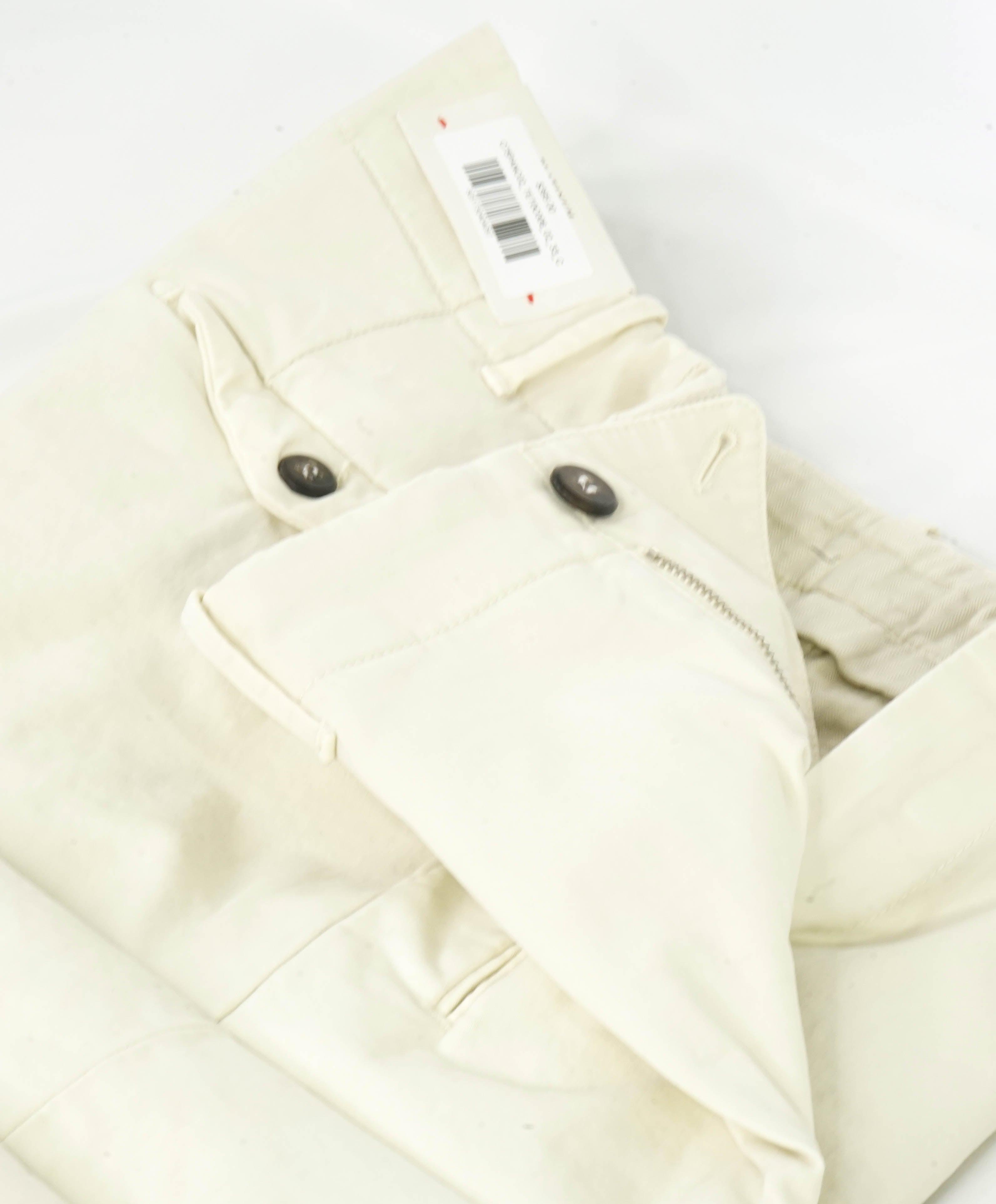 ELEVENTY - BEIGE / SAND Cotton/Elastane Chino Casual/Slim Pants- 33W