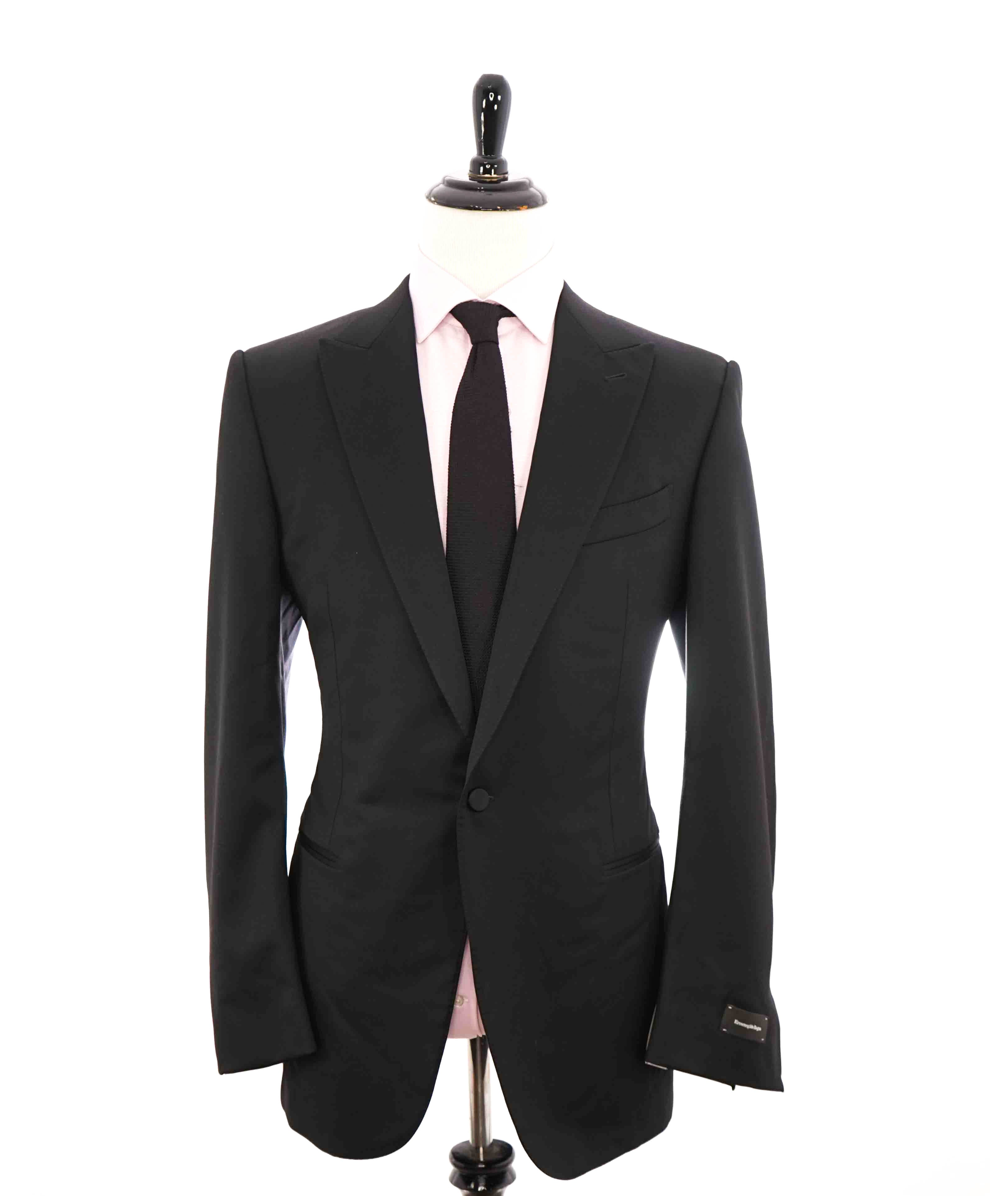 $2,995 ERMENEGILDO ZEGNA - PEAK LAPEL Tuxedo Dinner Jacket 1-Piece - 44L