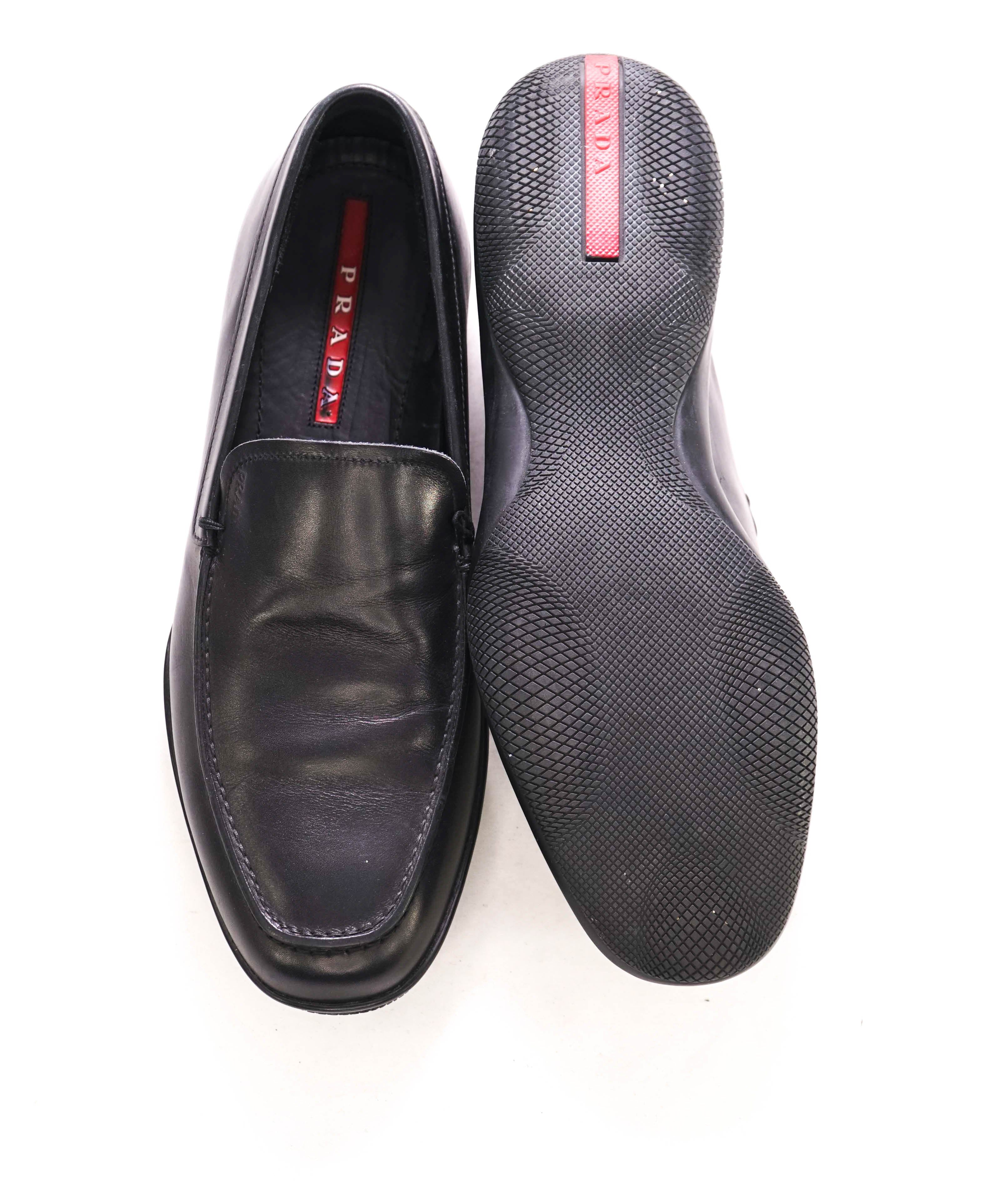 $795 PRADA - *LINEA ROSSA* Black Slip On Logo Vamp Loafer - 8 US (7 Prada)