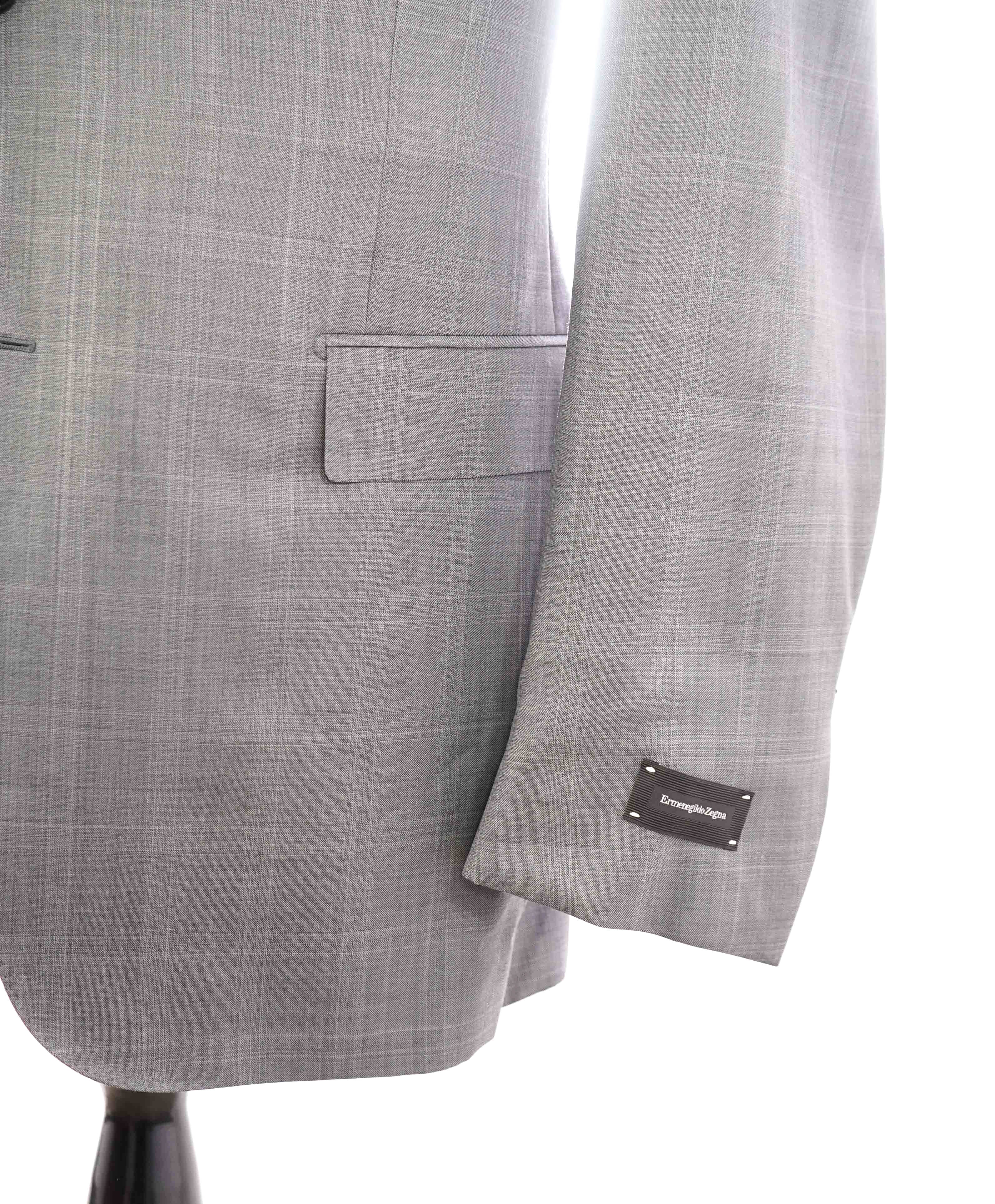 $3,290 ERMENEGILDO ZEGNA- “TORFEO 600” Gray Silk Blazer- 46L