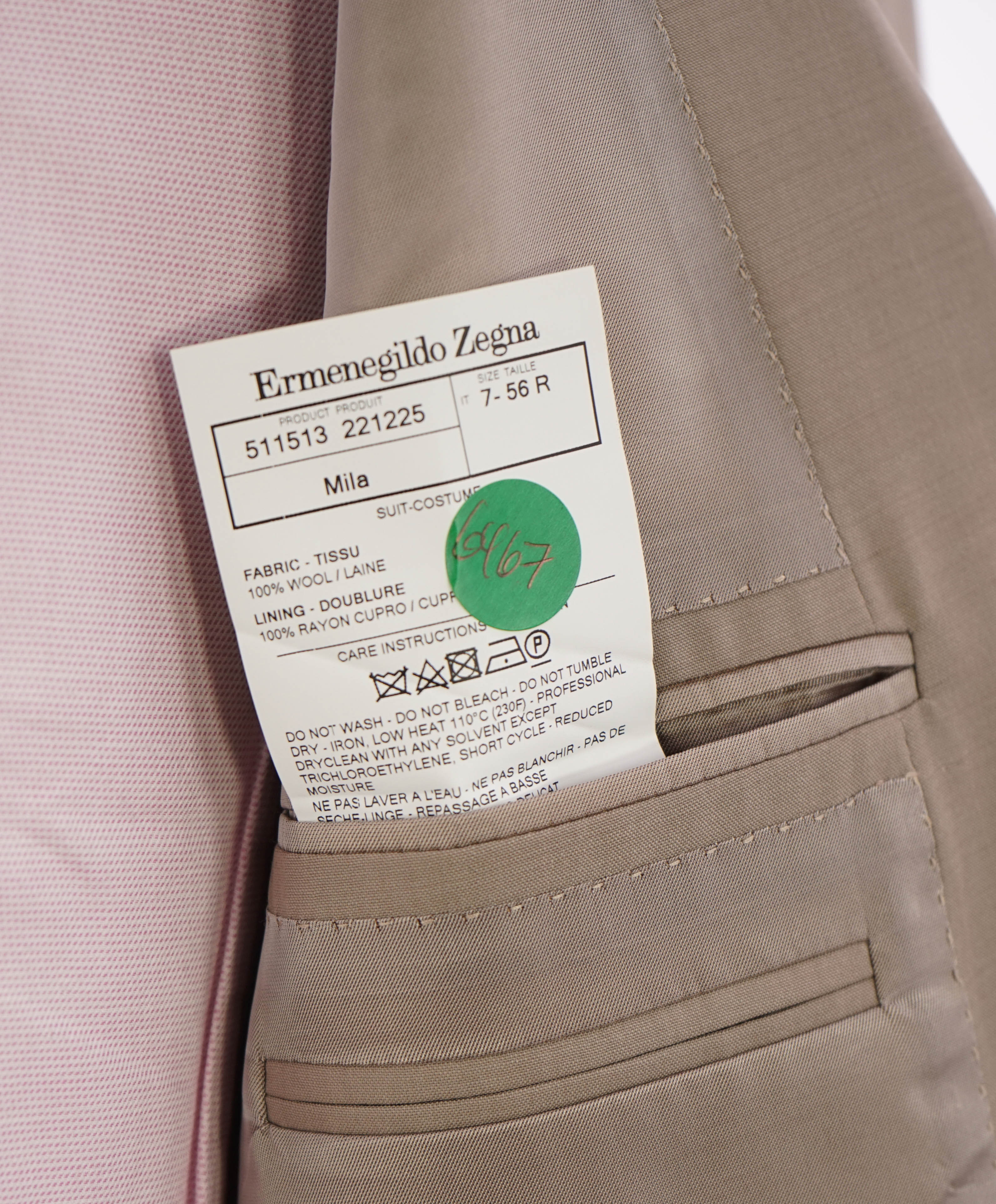 $3,290 ERMENEGILDO ZEGNA-“HIGH PERFORMANCE” Beige Blazer- 46R