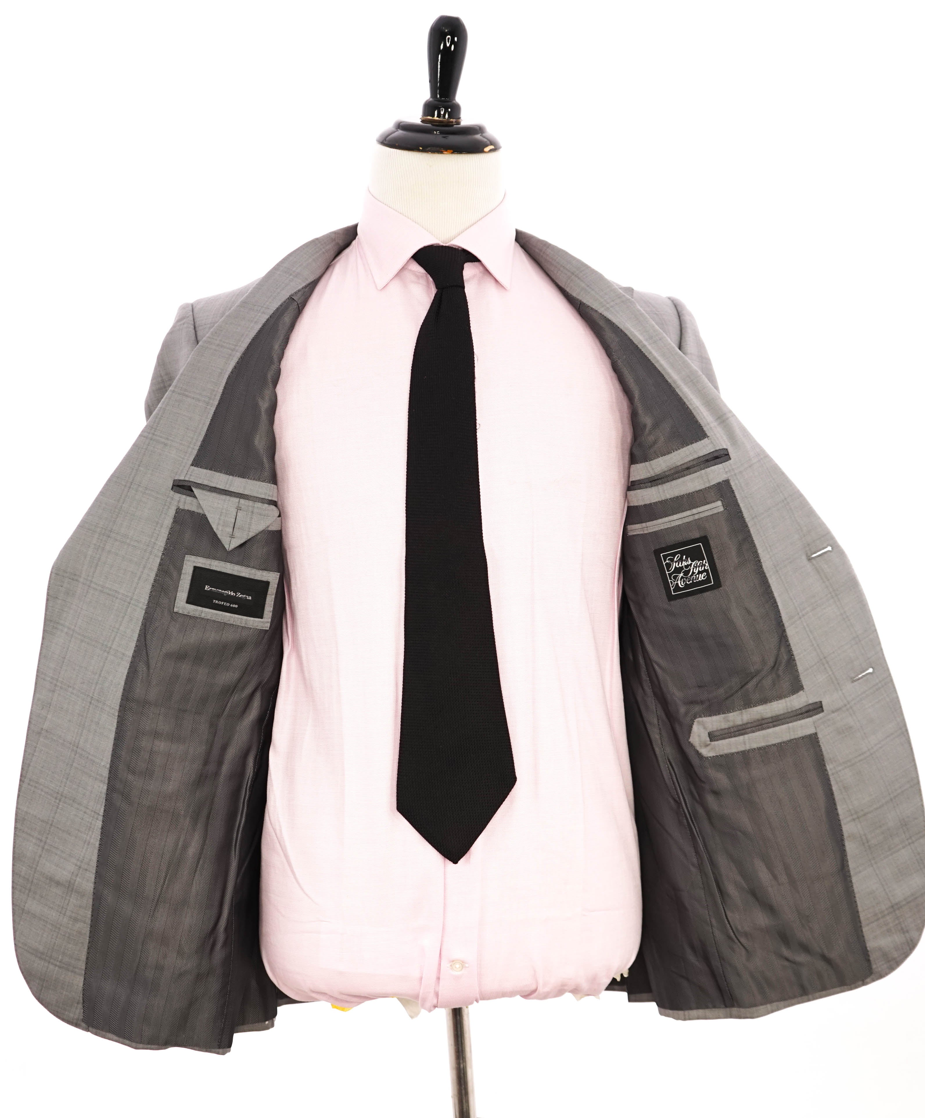 $3,290 ERMENEGILDO ZEGNA- “TORFEO 600 MANHATTAN” Gray Silk Blazer- 40R