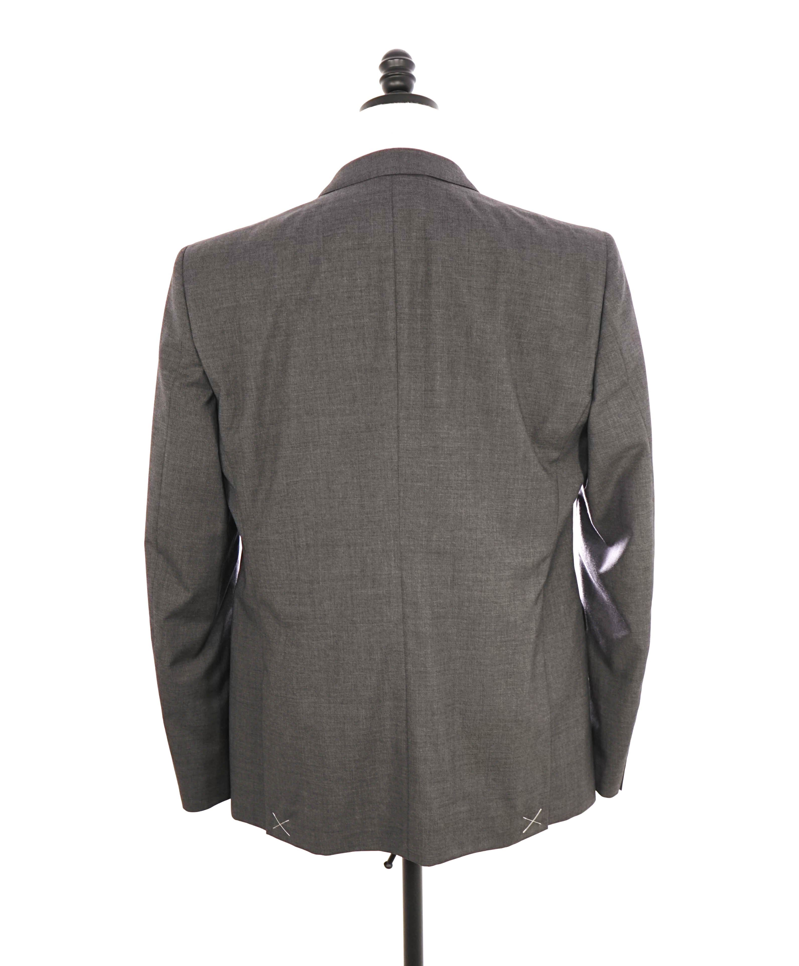 $2,395 BURBERRY LONDON - Made In Italy Wool Textured Gray "MILBURY" LOGO Suit - 44R