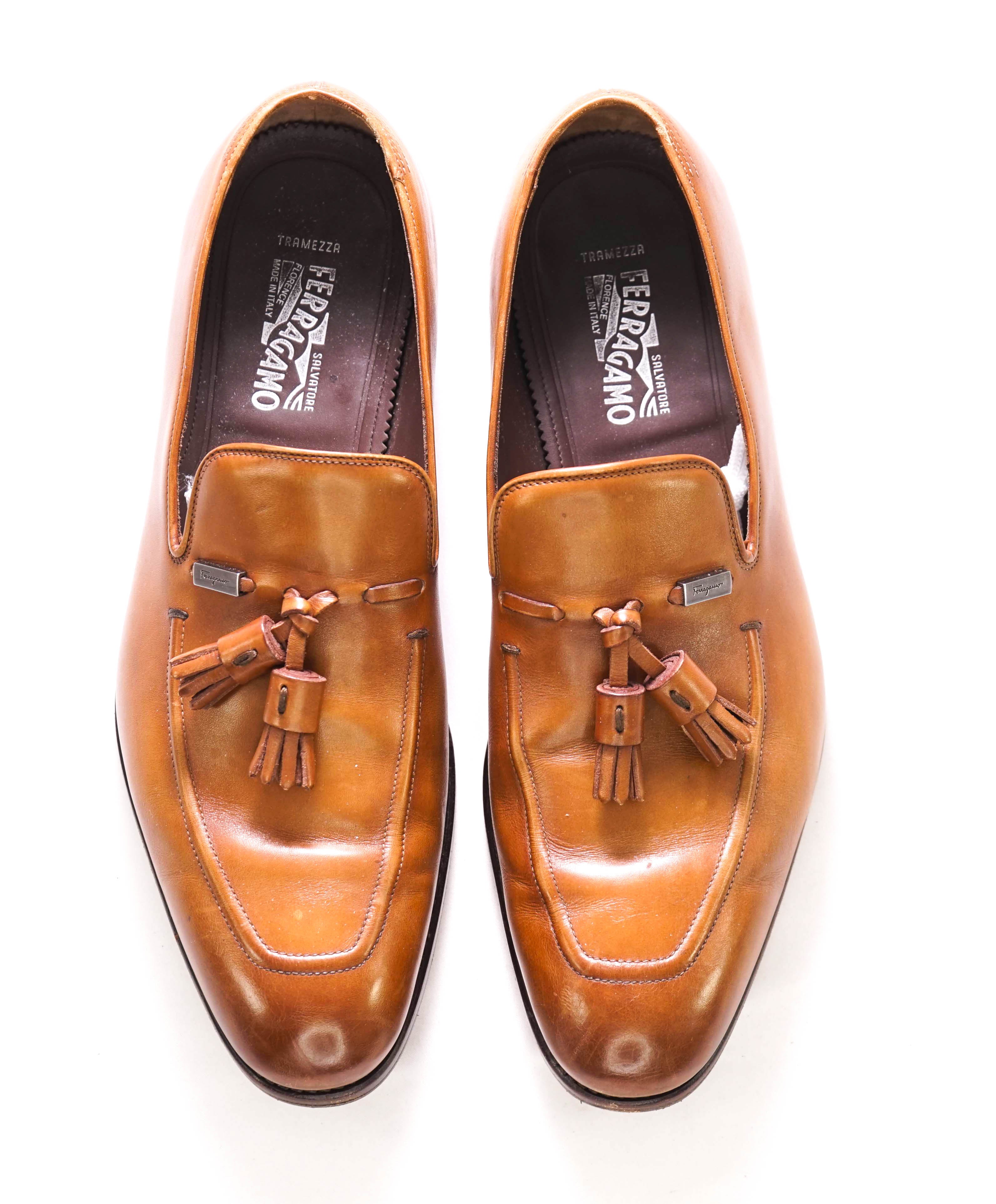 $1,250 SALVATORE FERRAGAMO - "TRAMEZZA" Leather Tassel Loafer - 10 EE US