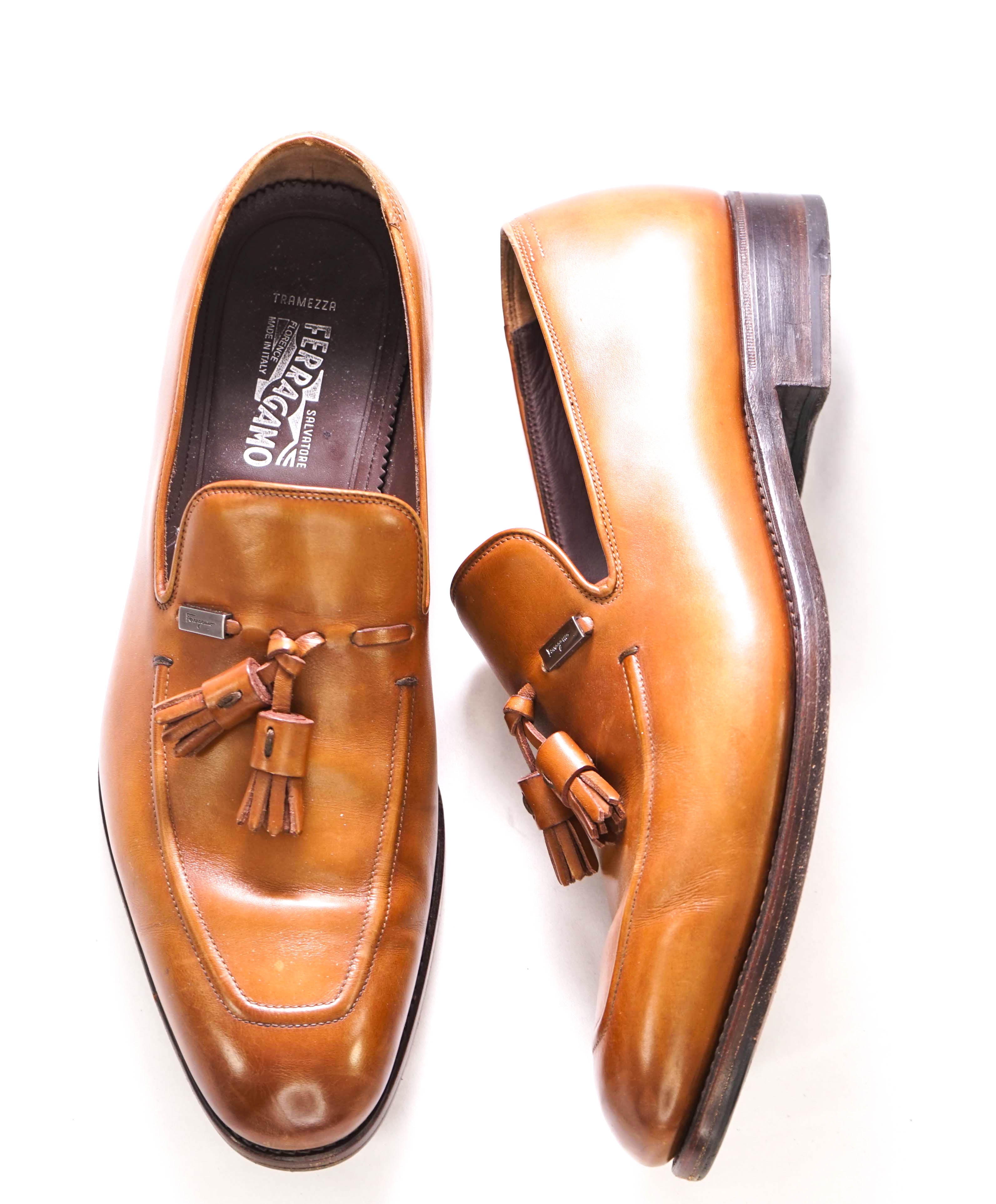 $1,250 SALVATORE FERRAGAMO - "TRAMEZZA" Leather Tassel Loafer - 10 EE US