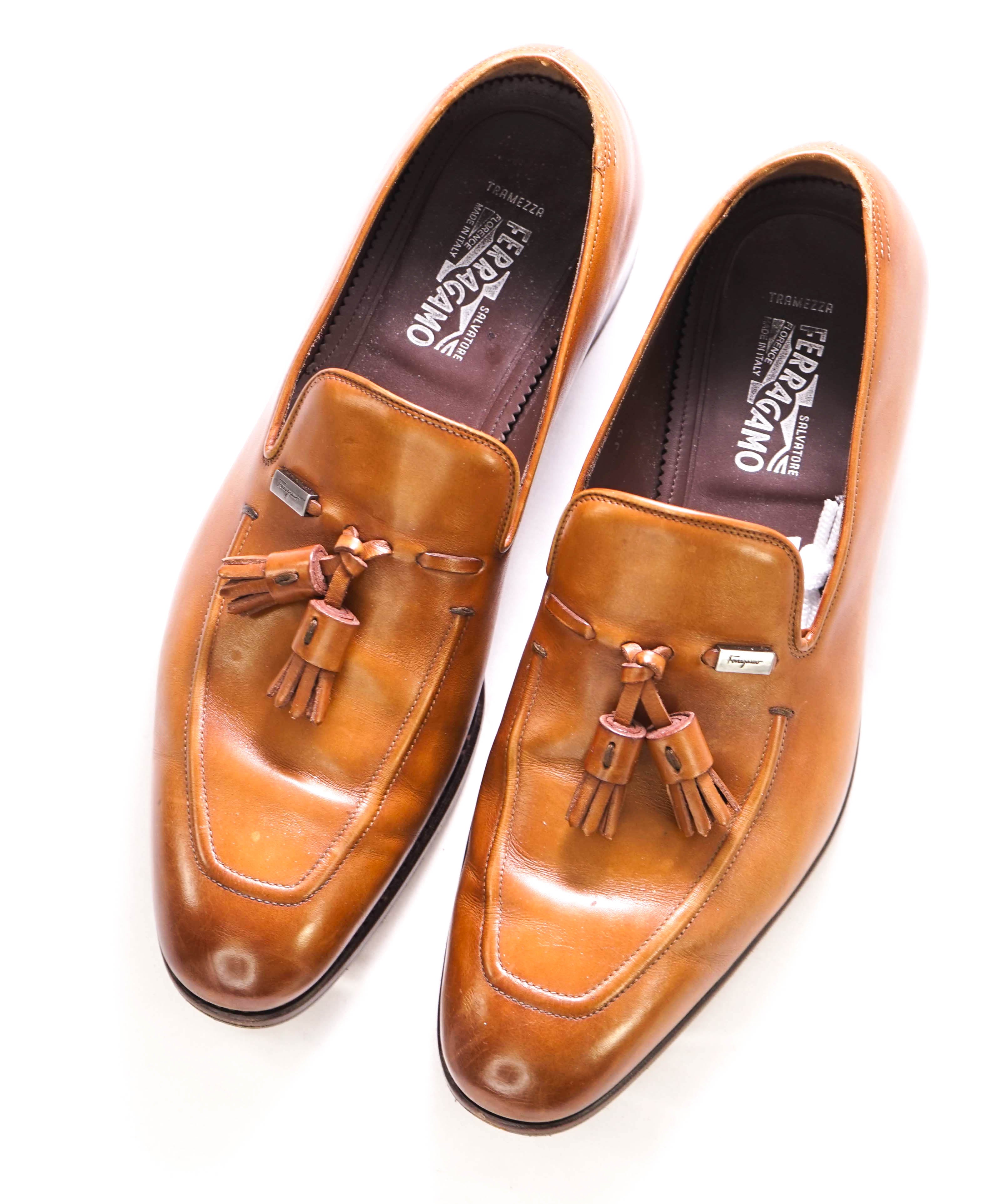 $1,250 SALVATORE FERRAGAMO - "TRAMEZZA" Leather Tassel Loafer - 10 EE US